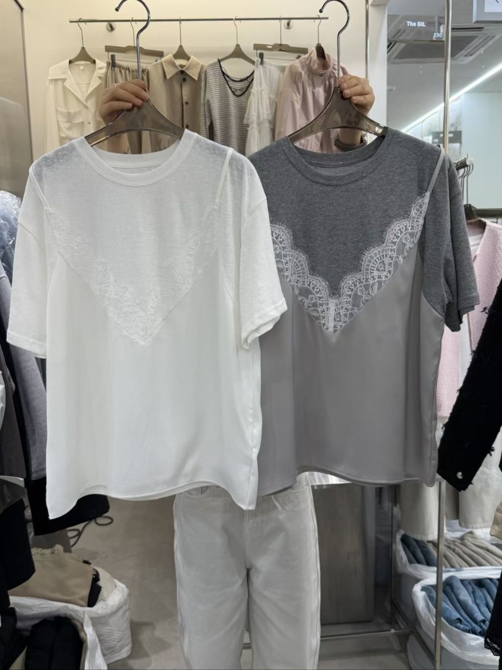 1L6006 假兩件蕾絲寬鬆T