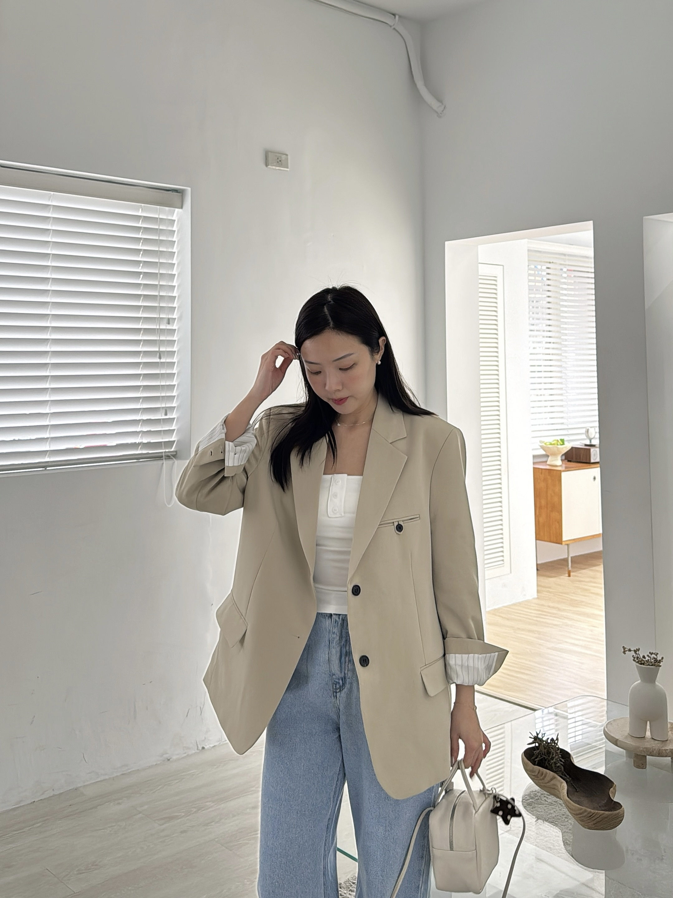 U03 細節西裝外套 (黑/米)