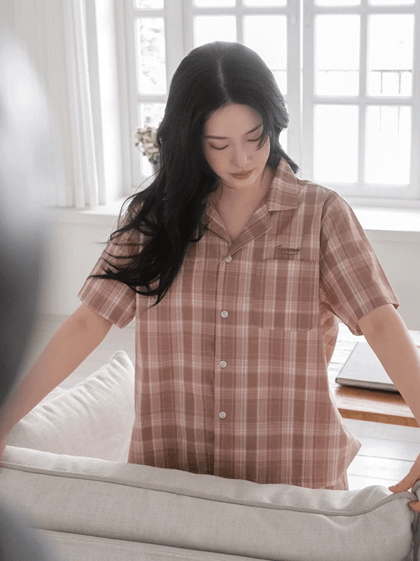 Juuneedu｜[短袖睡衣] Harmony Tartan Check Embroidery Pajamas [3 colors]
