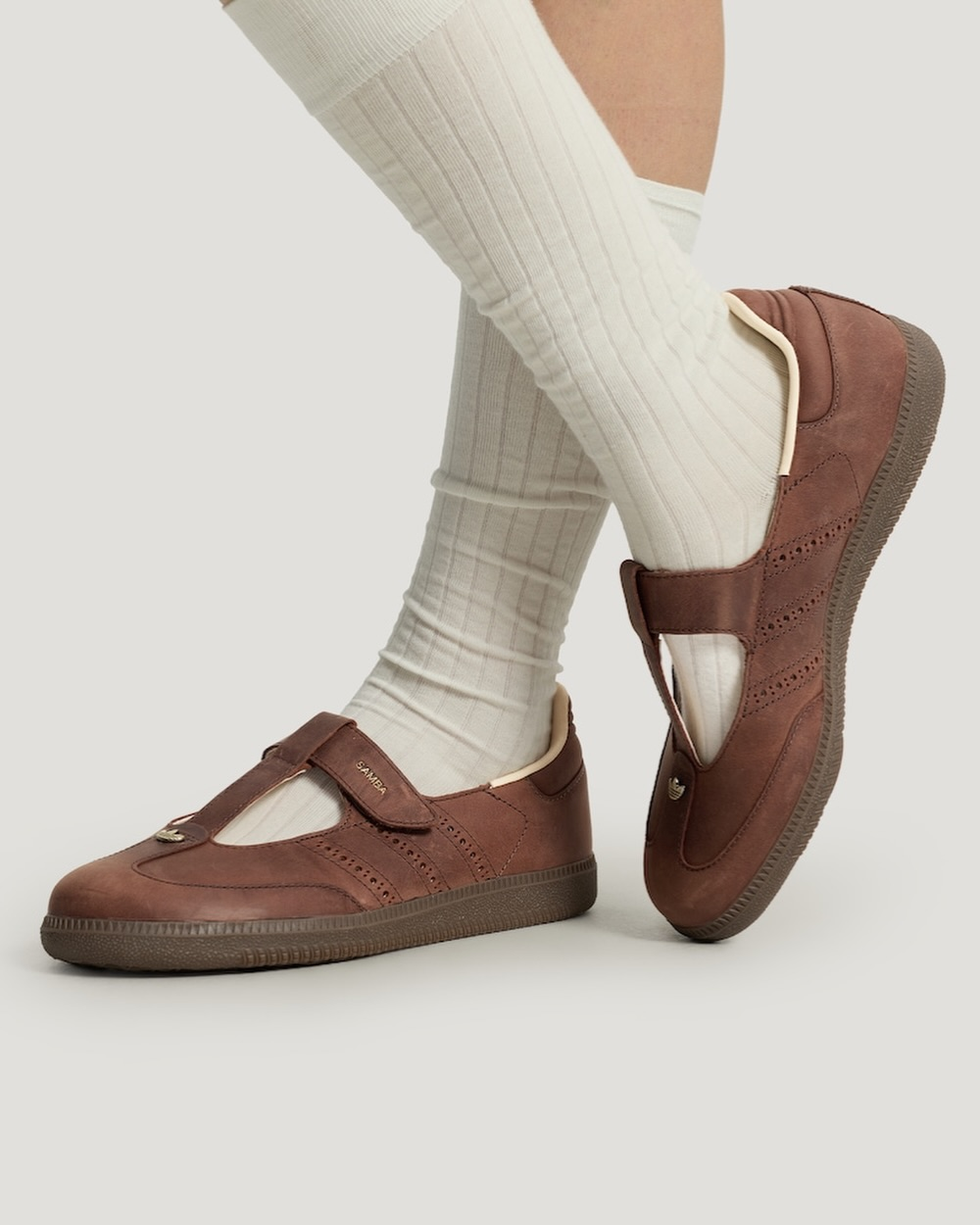 美得過份！ADIDAS SAMBA JANE T字鞋帶款 (3 Colours)