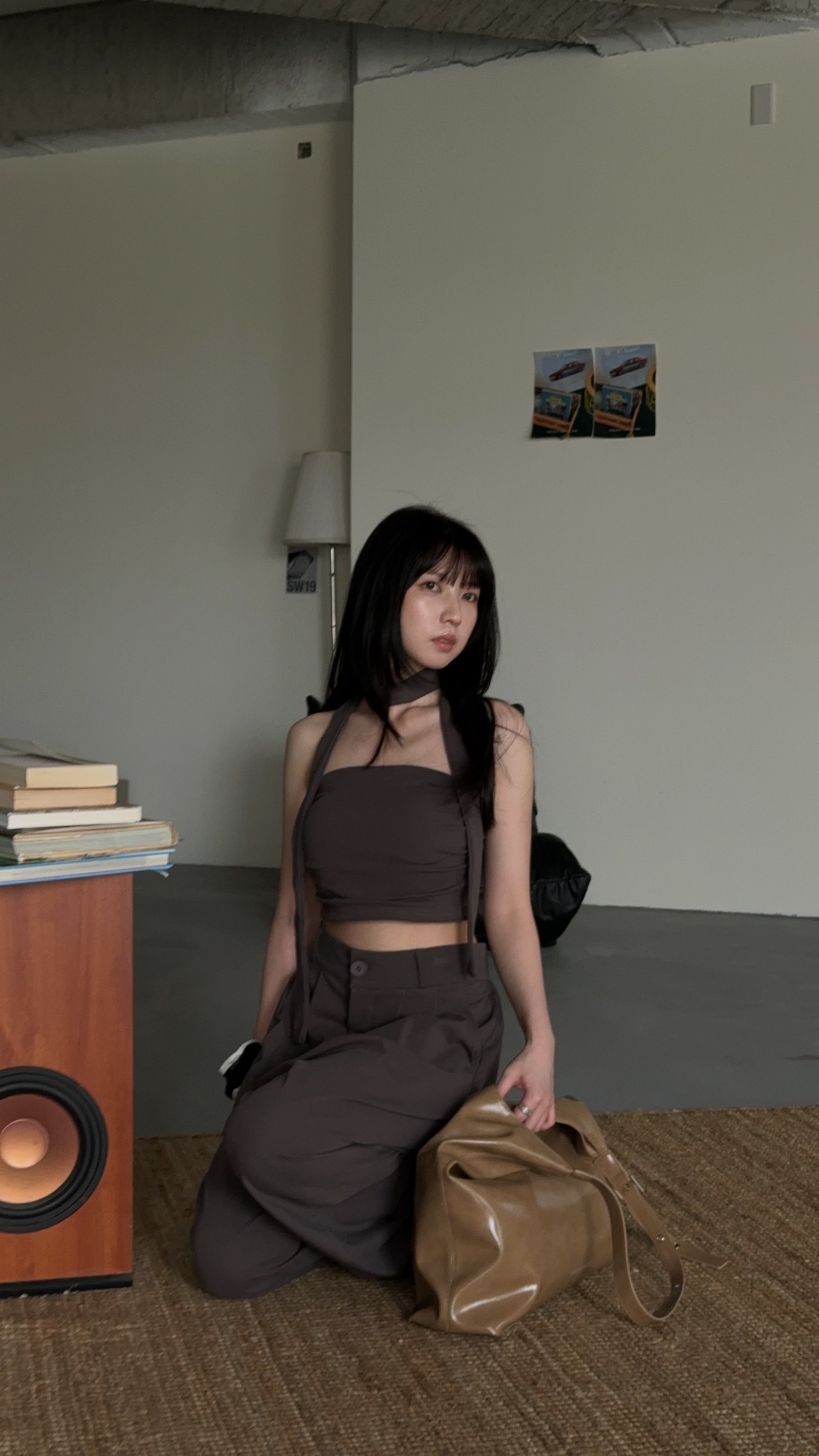 自帶光✨繞脖抓皺平口上衣+長褲SET