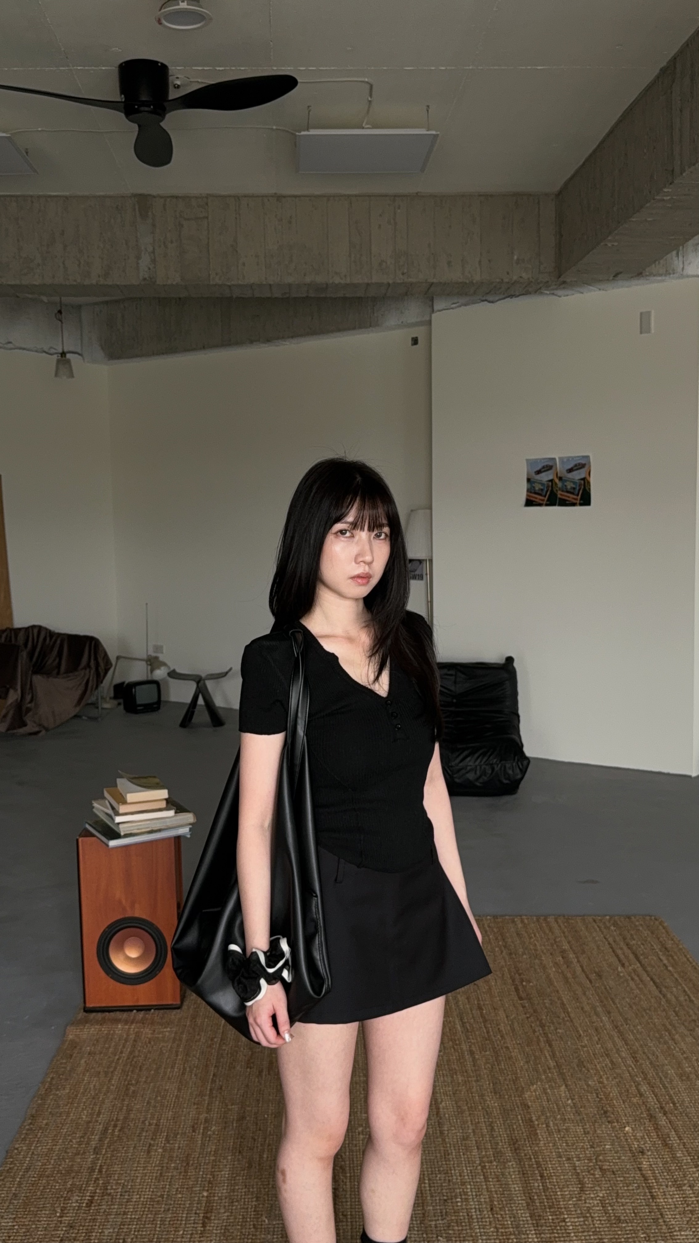 圓弧收腰針織短袖上衣(有墊肩)