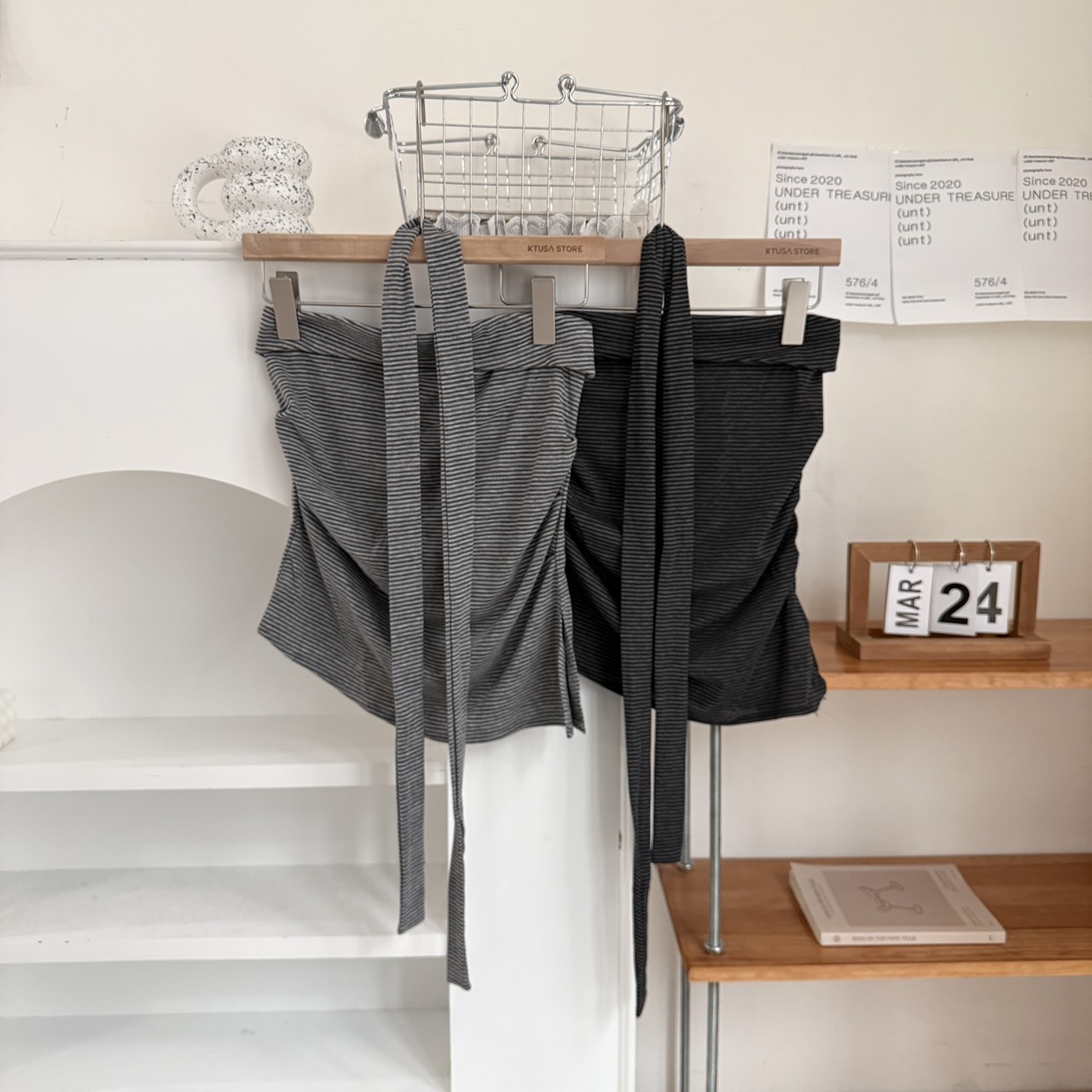 9666設計感抓皺細條紋綁帶抹胸 (R)