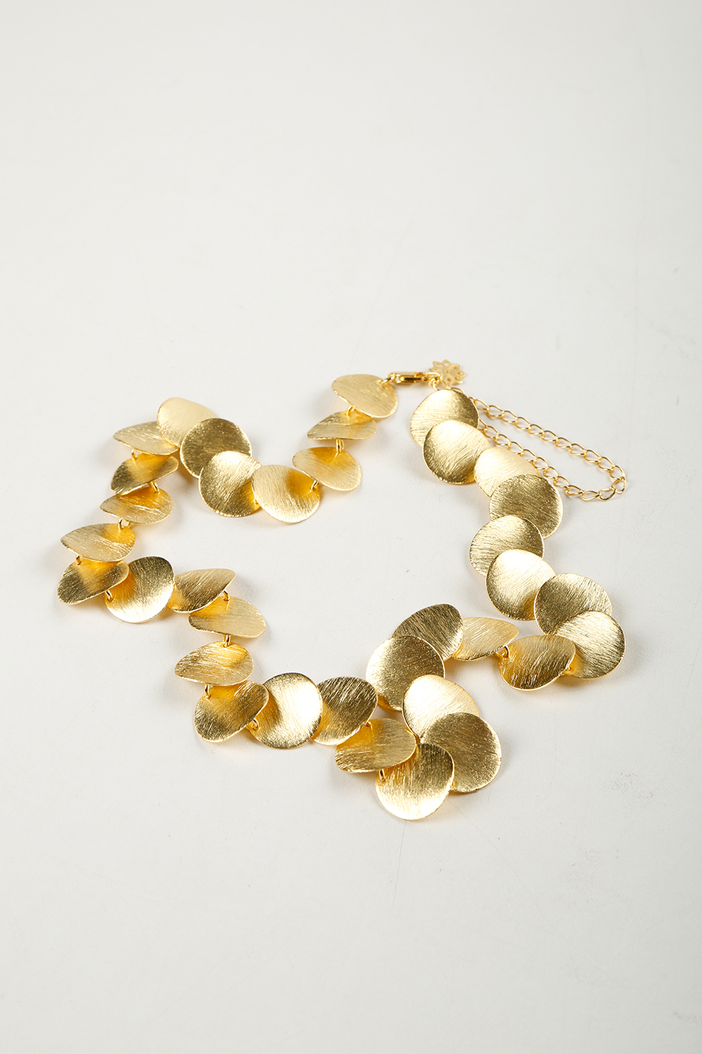 Nina-N 柔光圓片層疊項鍊