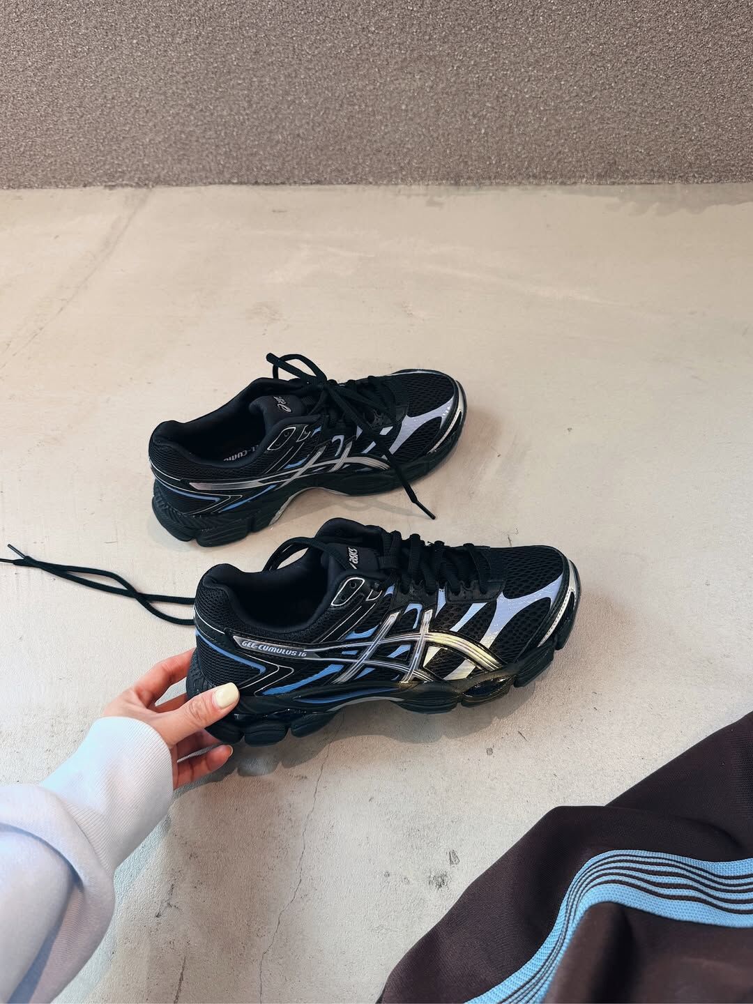 Asics Gel-Cumulus 16 日本限定 黑銀藍 黑色 銀色 男女 復古鞋 1203A888-001