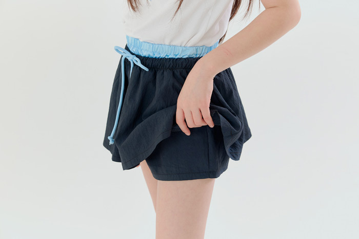 正韓夏Lilas 兩色運動感裙褲