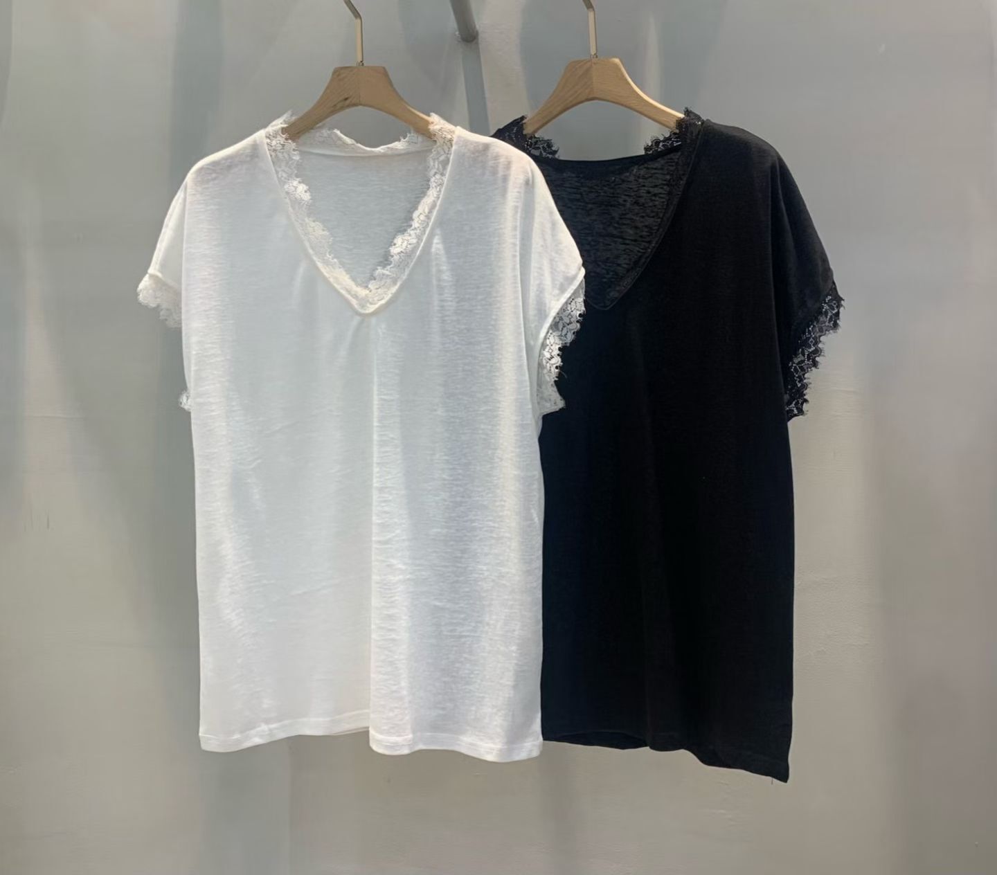 1L6014  蕾絲縫邊小飛袖T