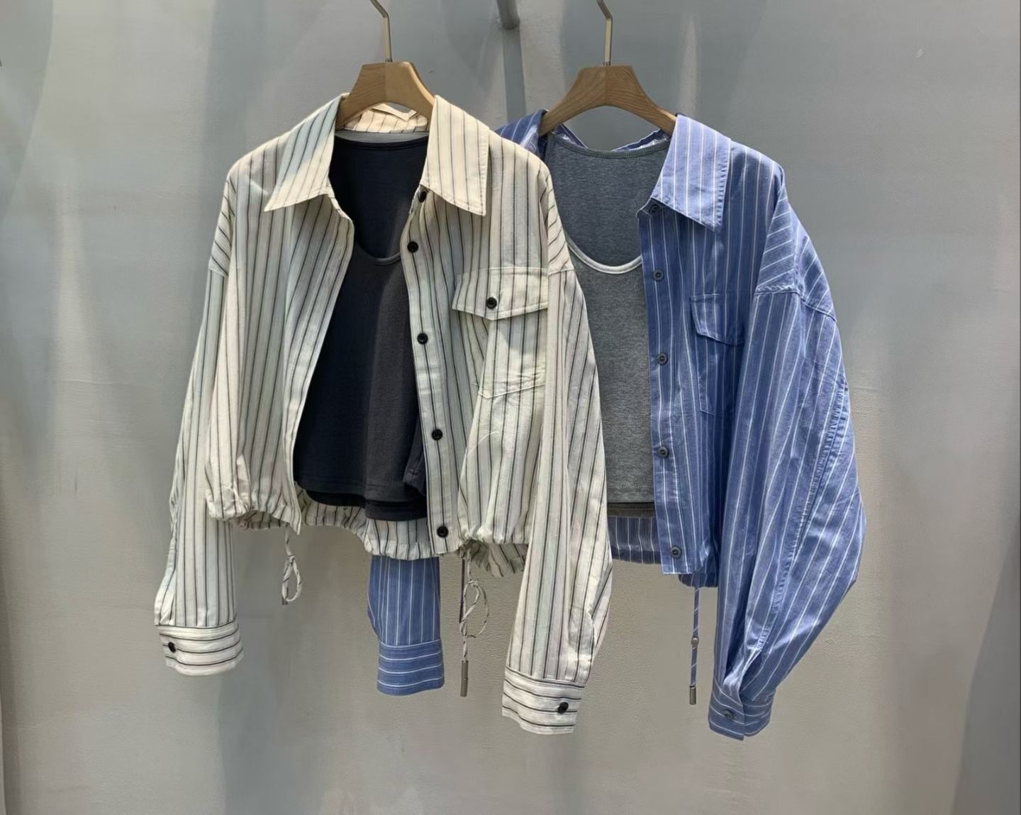 1L6016 短版條紋襯衫背心套裝