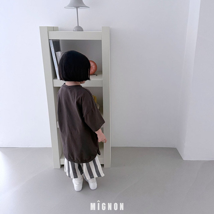 正韓夏mignon 兩色大笑臉上衣