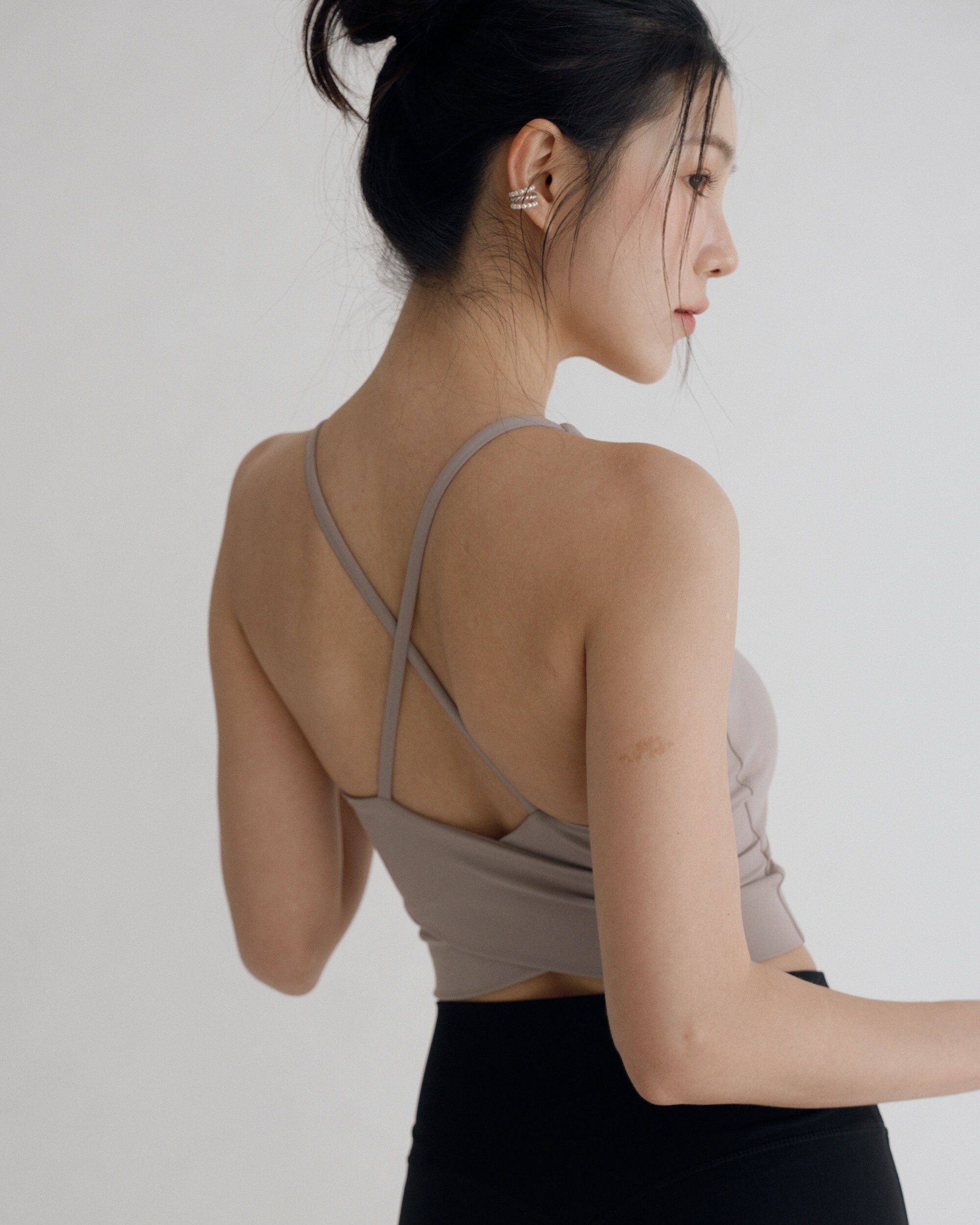 細肩美背後交叉BRA背心-蒙布朗