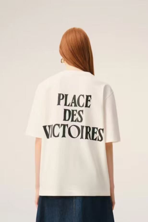 AMl 2026 左胸小愛心背面字體短T (2色)