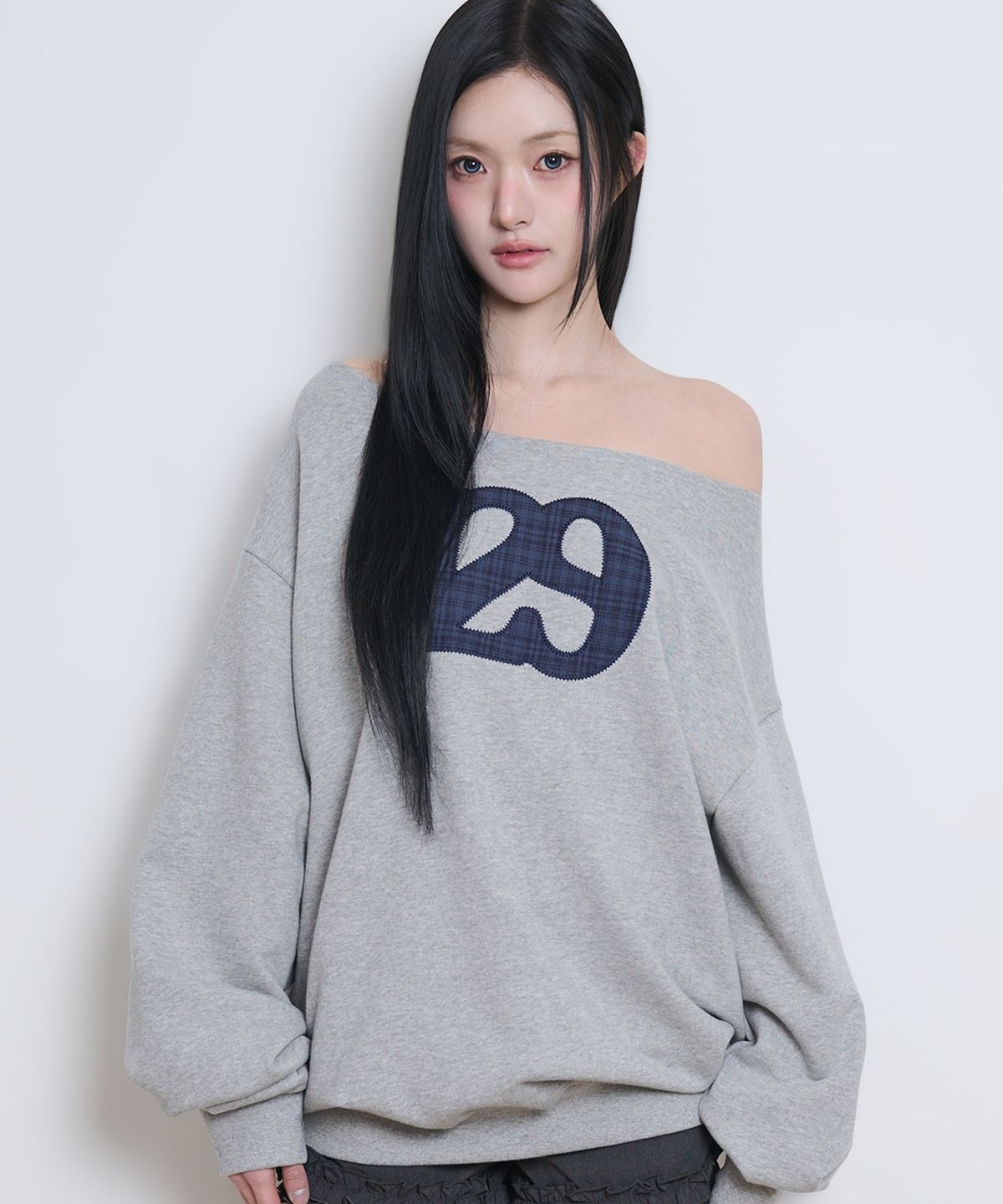 ILLIGO 129 斜肩 Logo 大學T 26SMTOP18