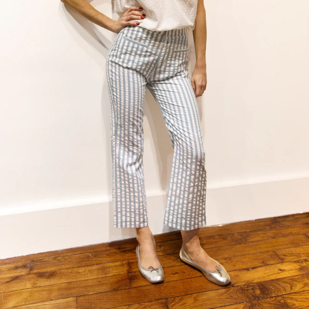 1BB0327-011 [BRIGITTE BARDOT] Lemoncello Seersucker Capri Pants Blue #172610700 (EU)