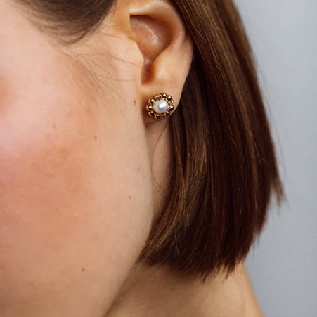 1YA0326-458 [YAY PARIS] Daisy Fleas Cultured Pearl Laminated Gold #300emdai101 (EU)