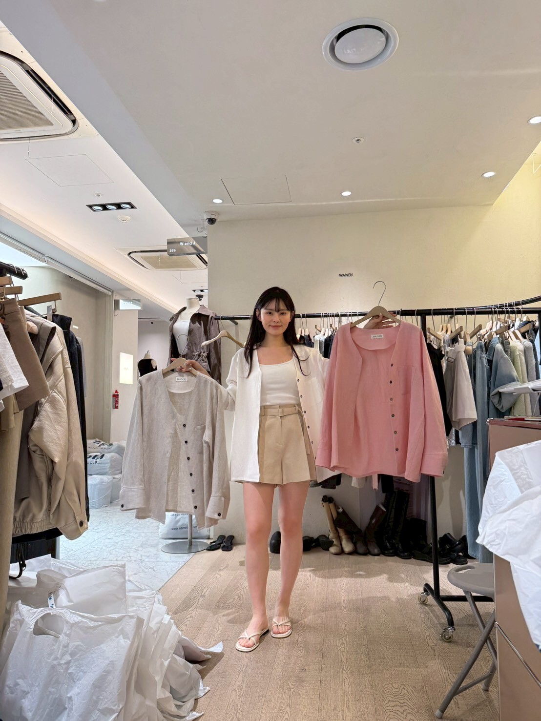 WJ6004 V領知性單口袋排扣上衣