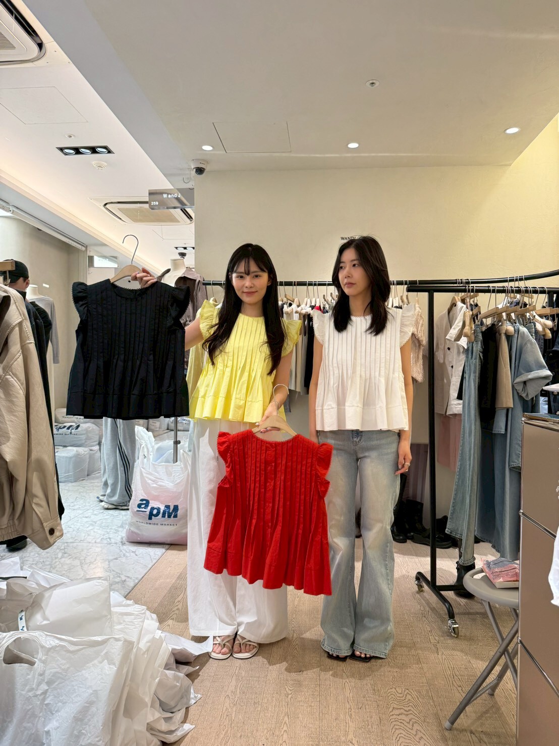 WJ6026 公主壓褶荷葉飛飛袖上衣