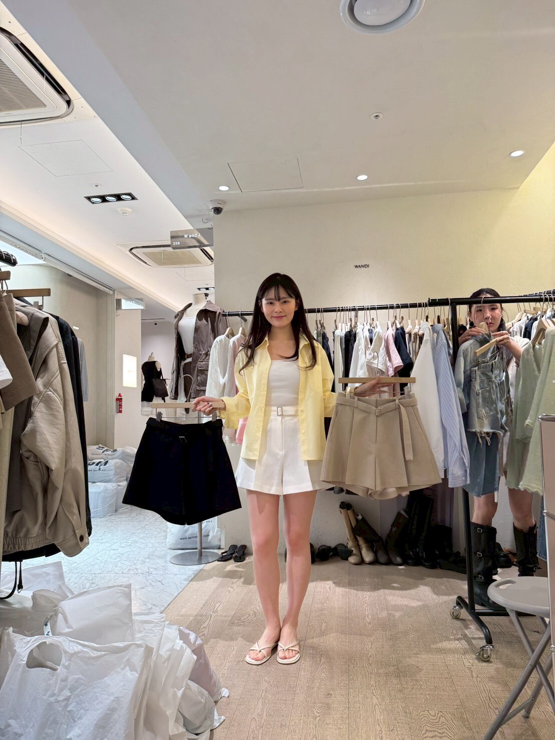 WJ6054 後橡筋方扣腰帶壓褶短褲