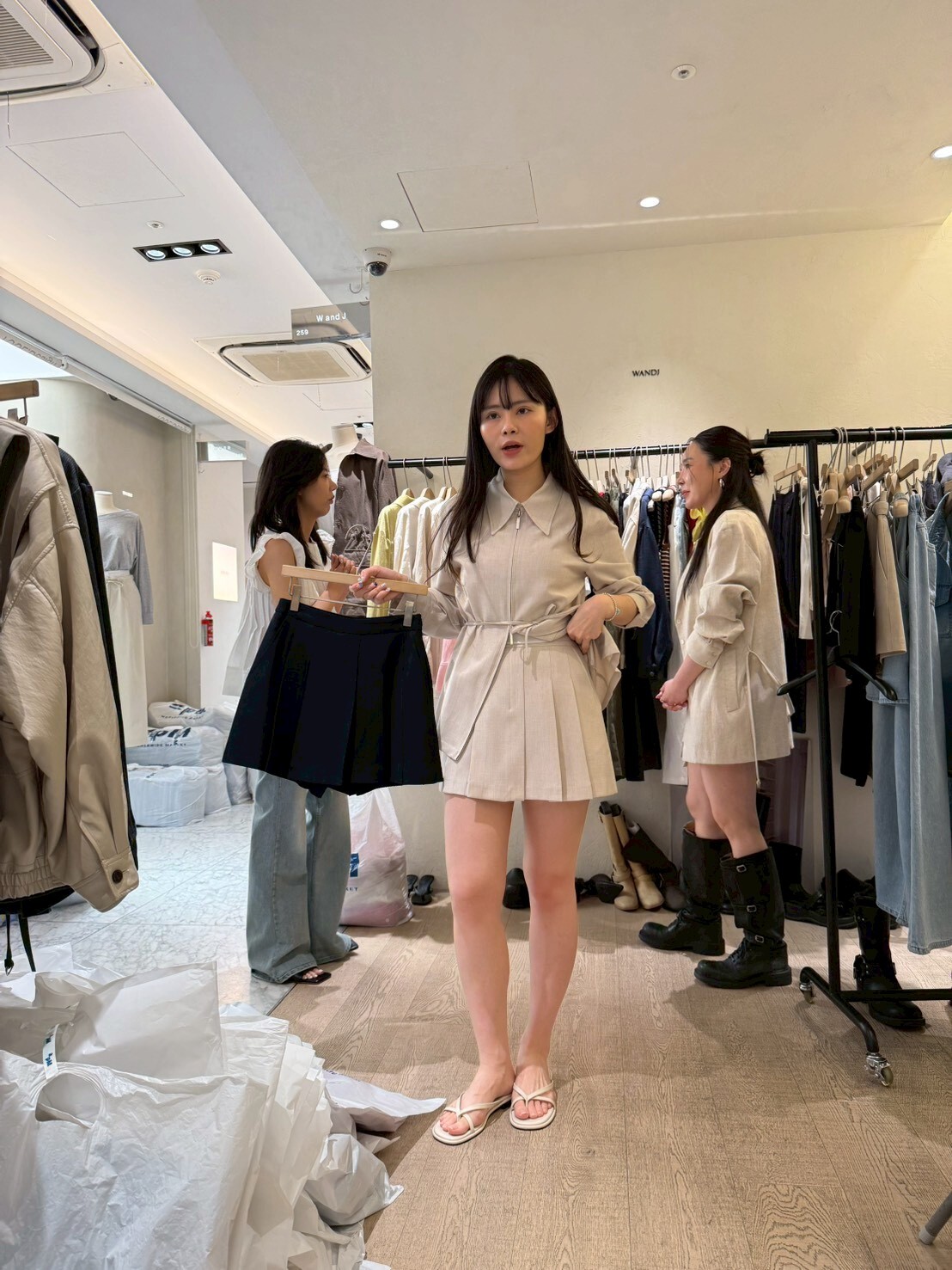 WJ6039 壓褶隱形口袋短裙褲