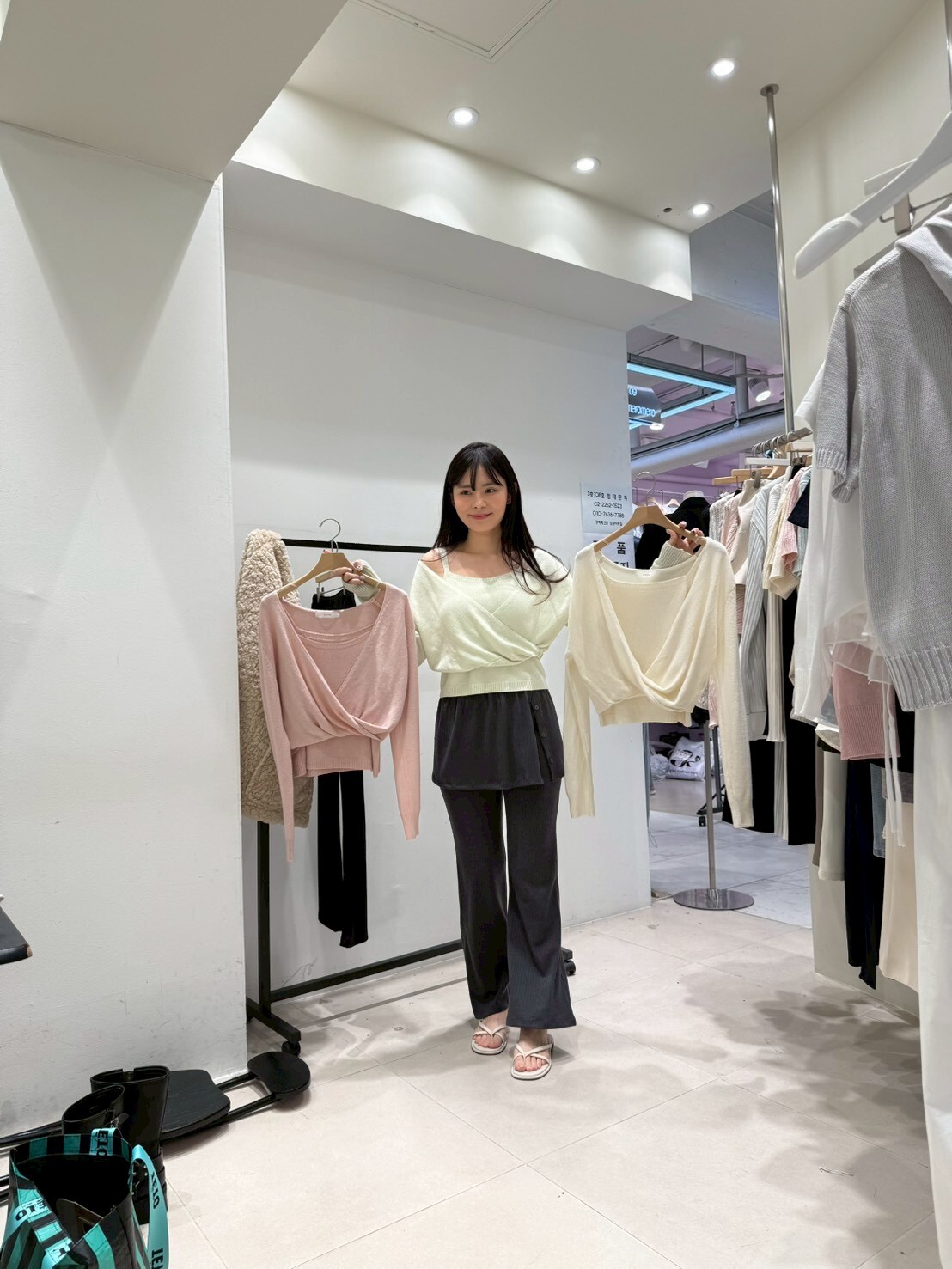 HU6017 背心交叉V領針織套裝