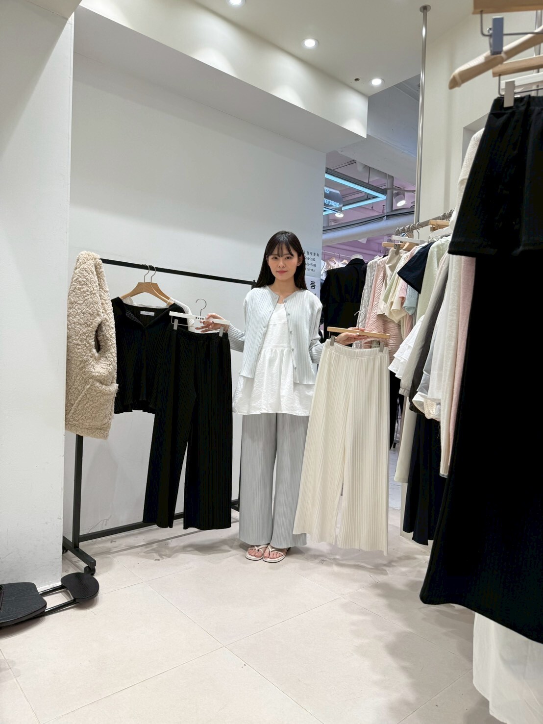 HU6005 全橡根直坑紋長褲