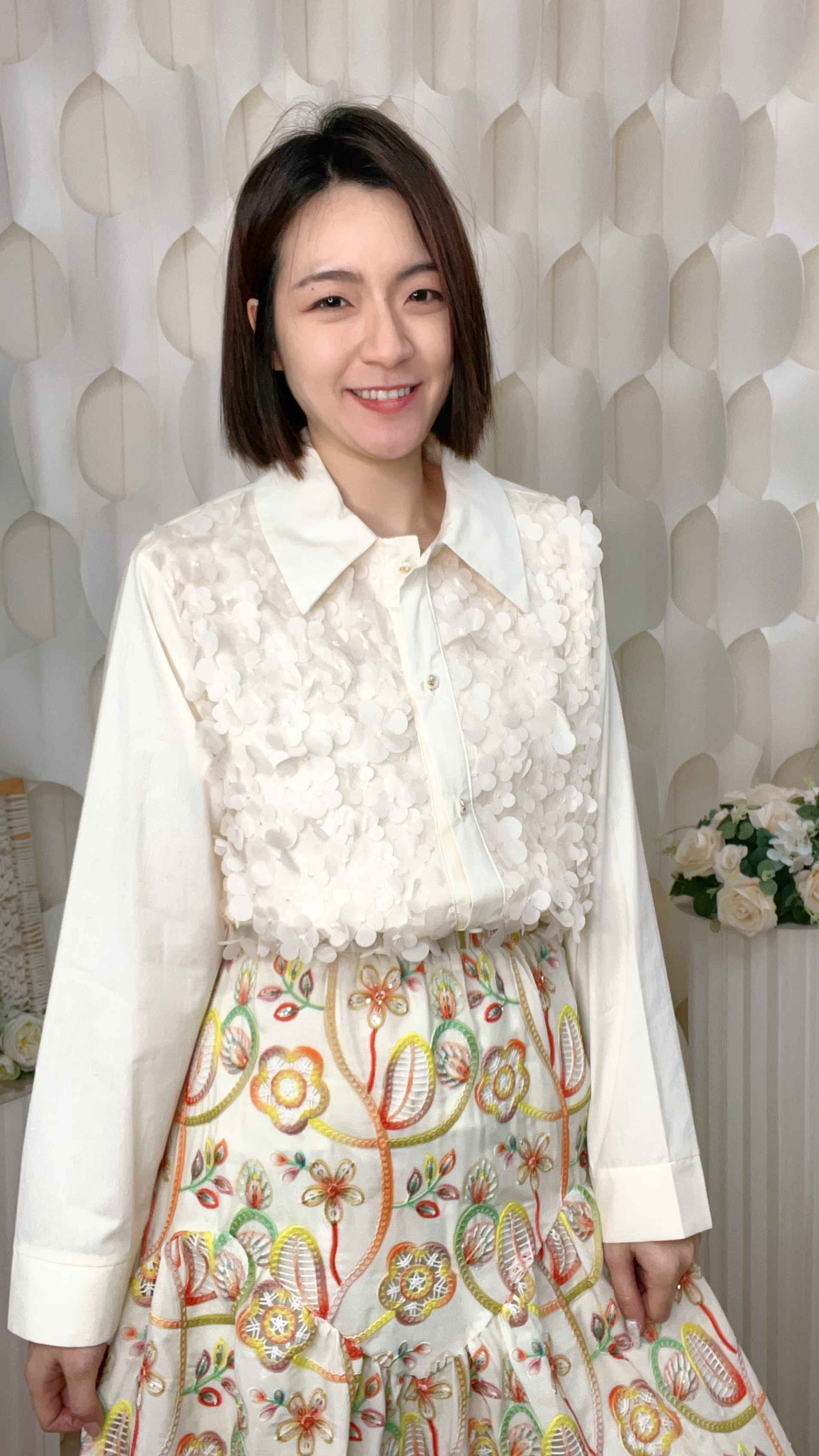 立體花RUFFLE恤衫料上衣(胸44 腰44 長24吋)B6061 #2603clo