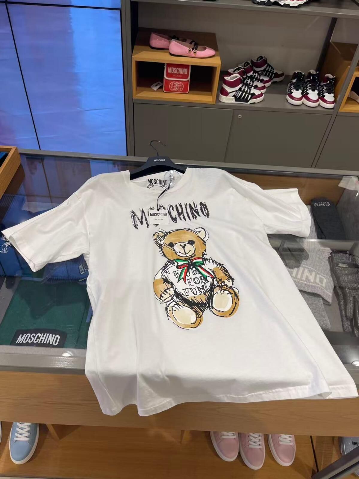 LYS01539 Moschino 潦草字母熊熊短袖Tee