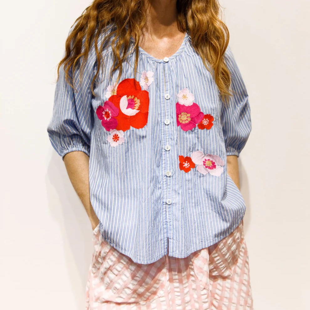 1BB0327-030 [BRIGITTE BARDOT] Bloom Embroidered Striped Blouse Blue #122610920 (EU)