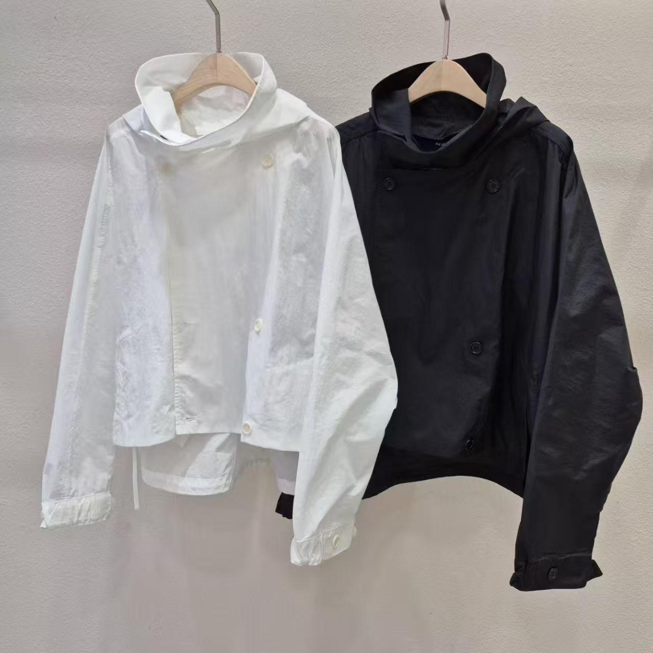 1L6044 雙排釦連帽風衣