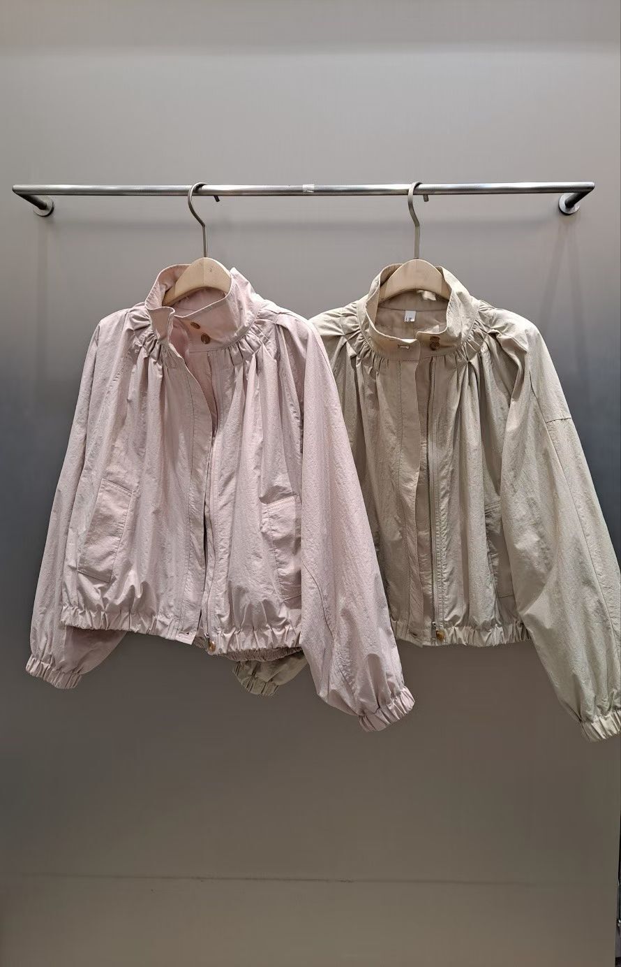 1L6046 抓皺立領風衣