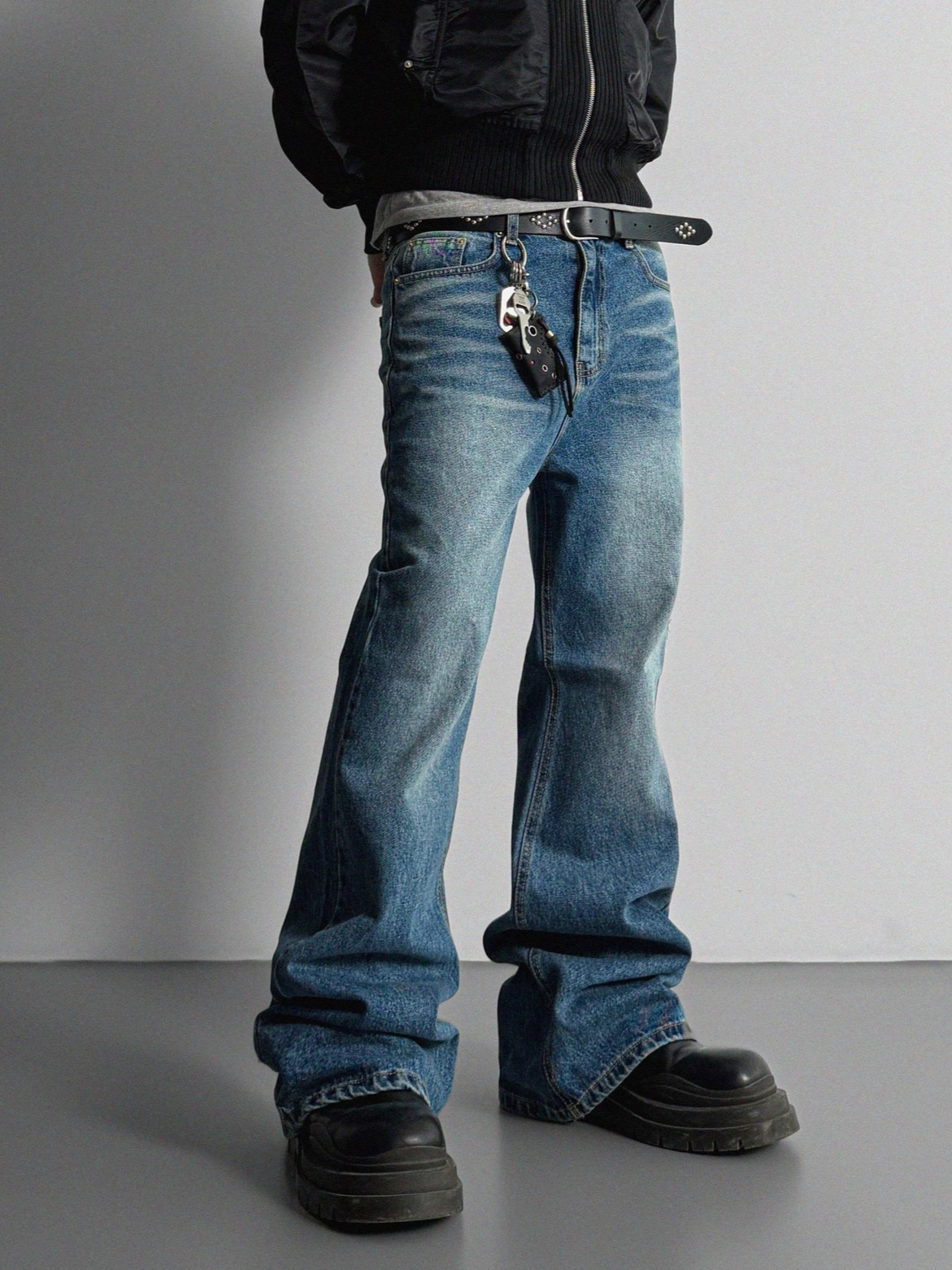 Signature flare denim pants