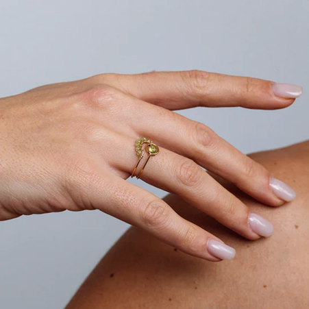 1YA0326-430 [YAY PARIS] Frida Ring Peridot #100pafr1125 (EU)