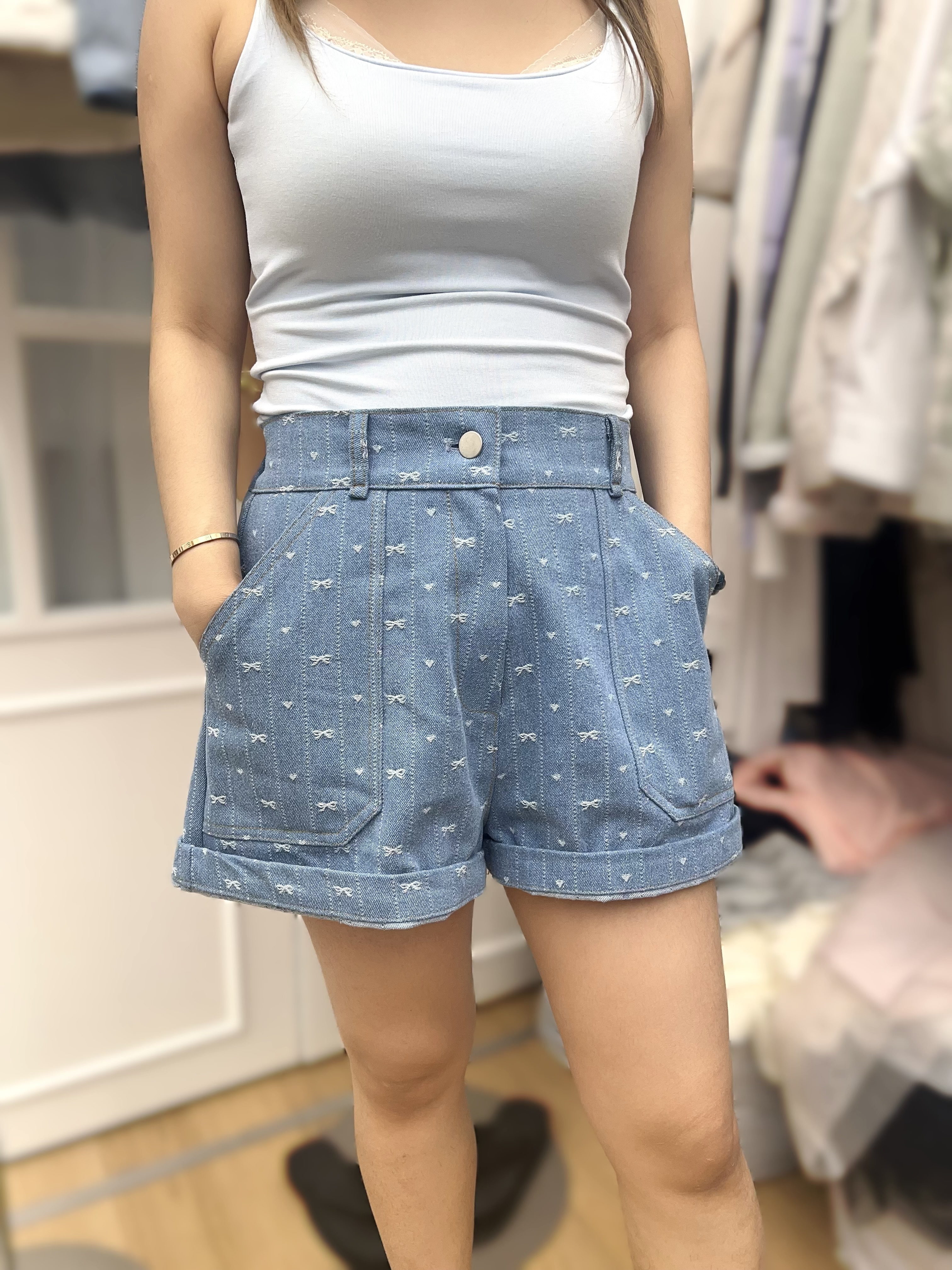 RE16 心心蝴蝶牛仔褲 腰26-34 HIP47 長17 $469 (一口價)