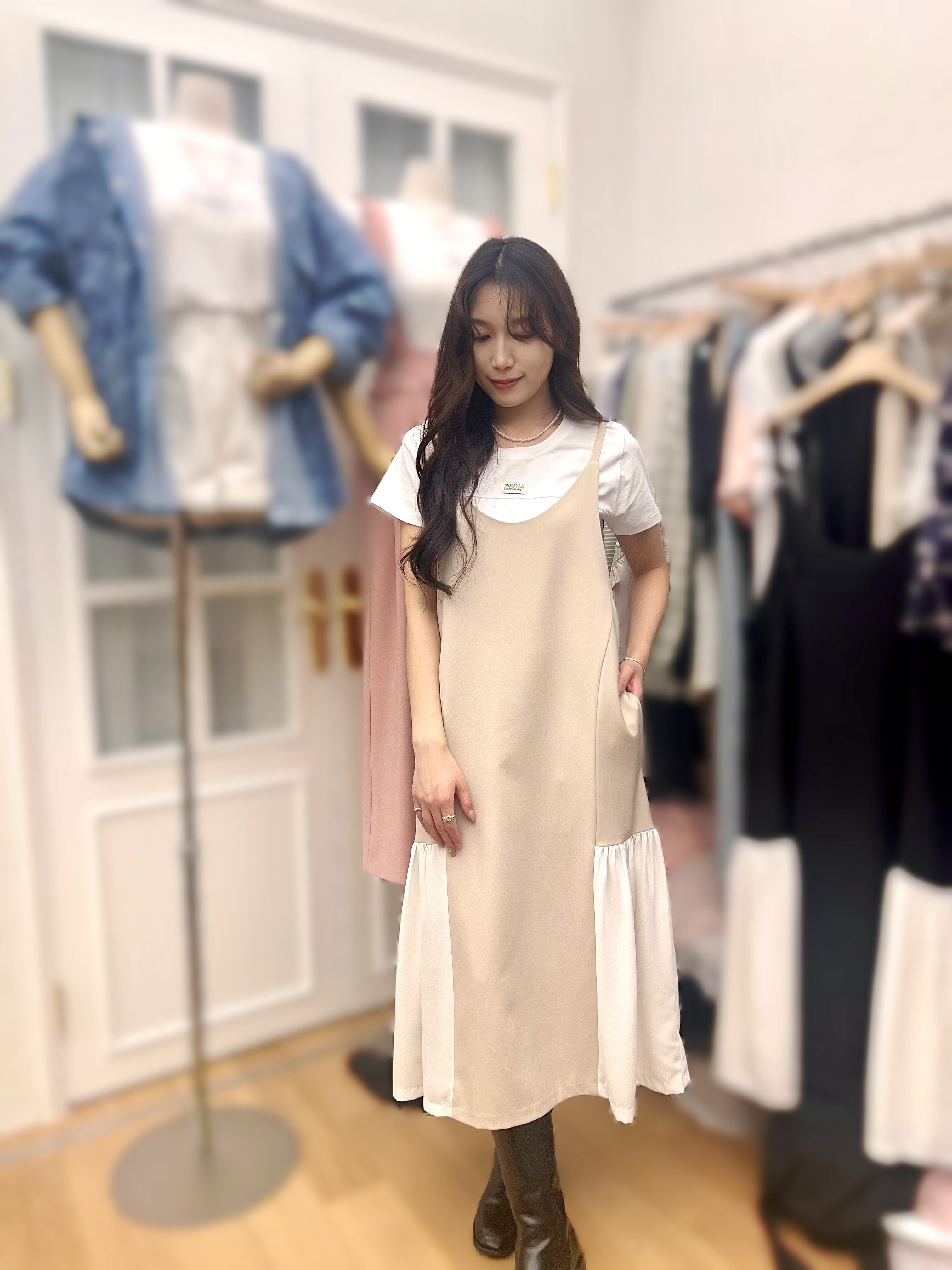 RE04 胸38 HIP42 長44 $519 (一口價)