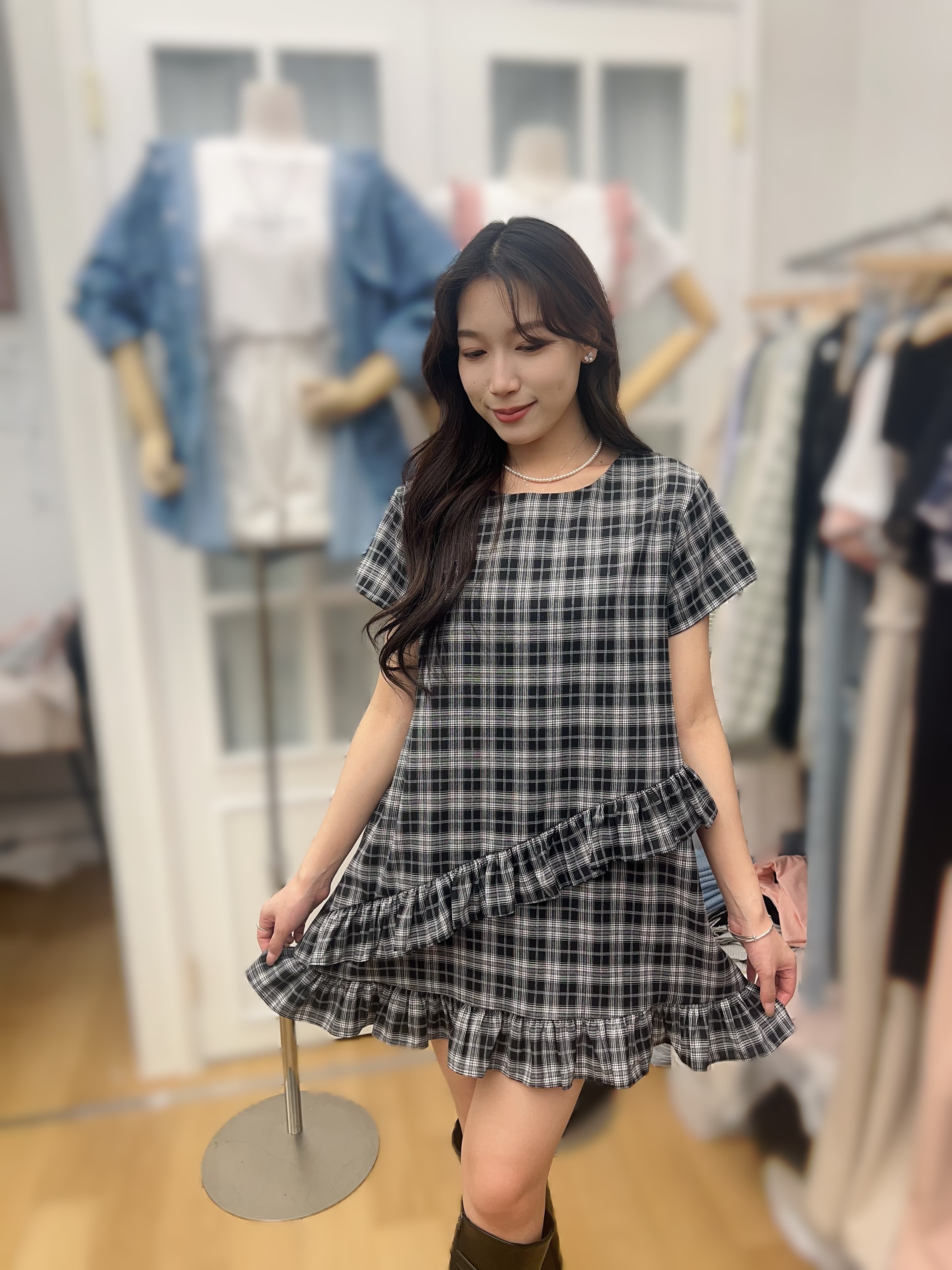 RE11 胸40 HIP50 長32 $499 (一口價)