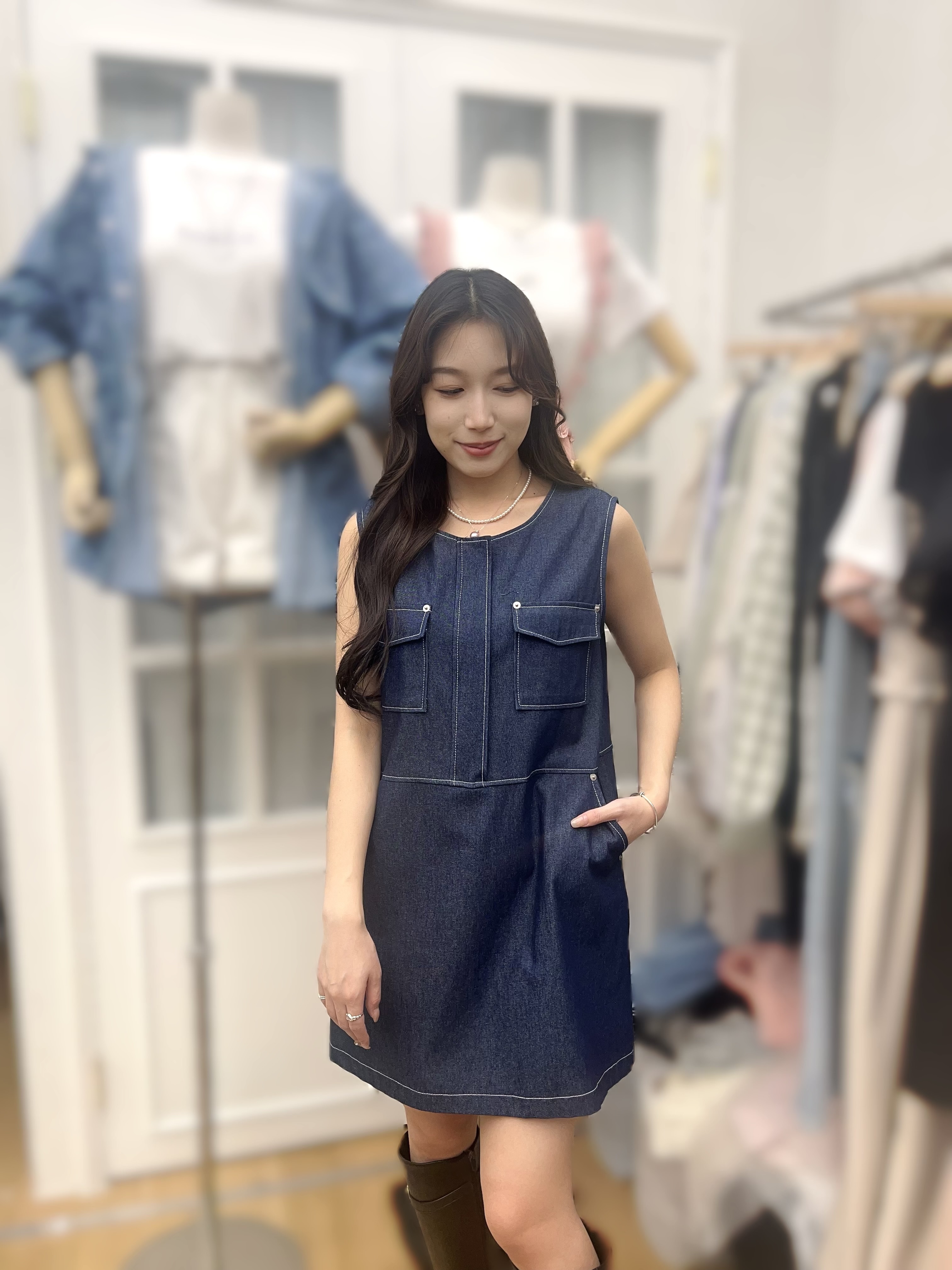 RE18 胸40 HIP45 長33 $519 (一口價)