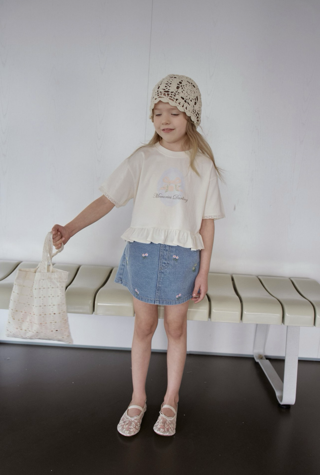 Momo Ann Franti Lace Sleeves Tee