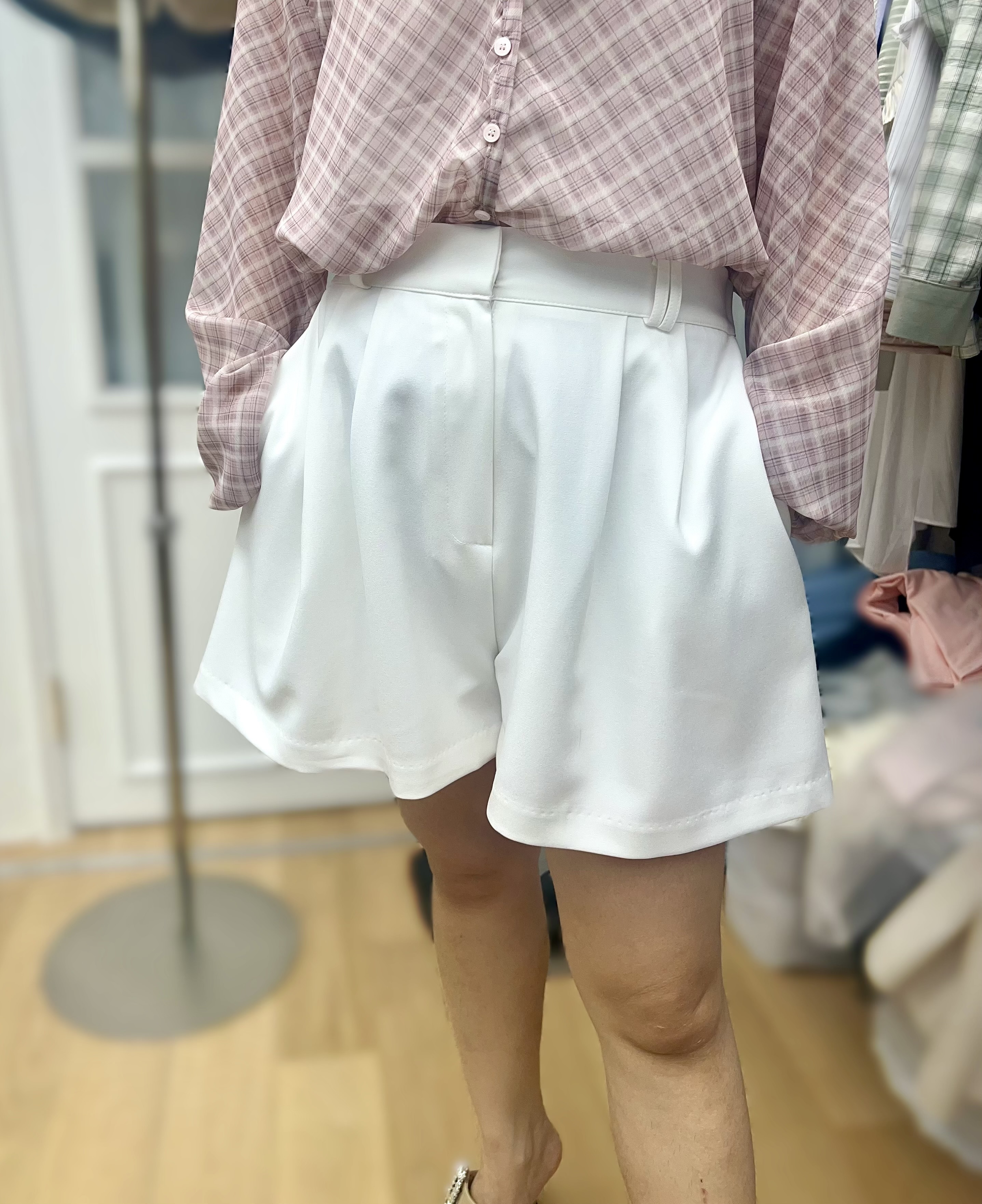 RE10  橡根褲 腰26-34 HIP54 長17 $459 (一口價)