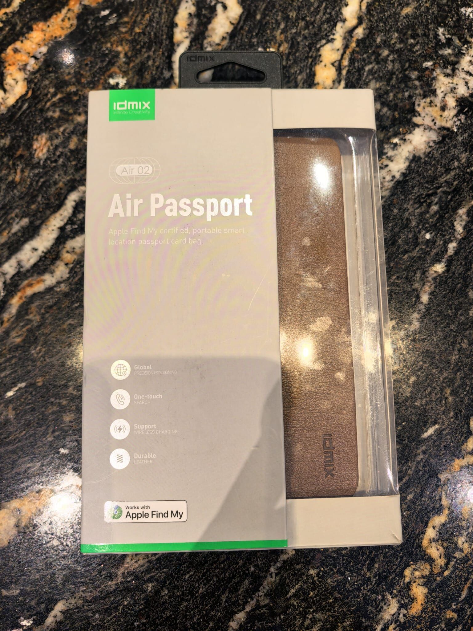 1 IDMIX AIR02 SMART LOCATION PASSPORT CARD HOLDER - BROWN