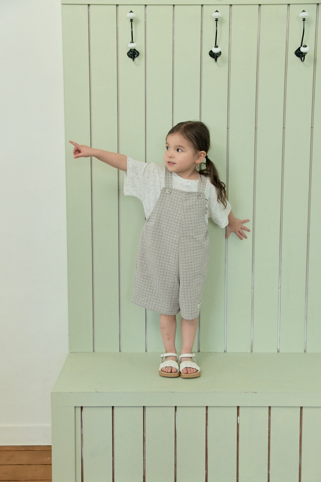 正韓夏Stellak 兩色格子吊帶短褲