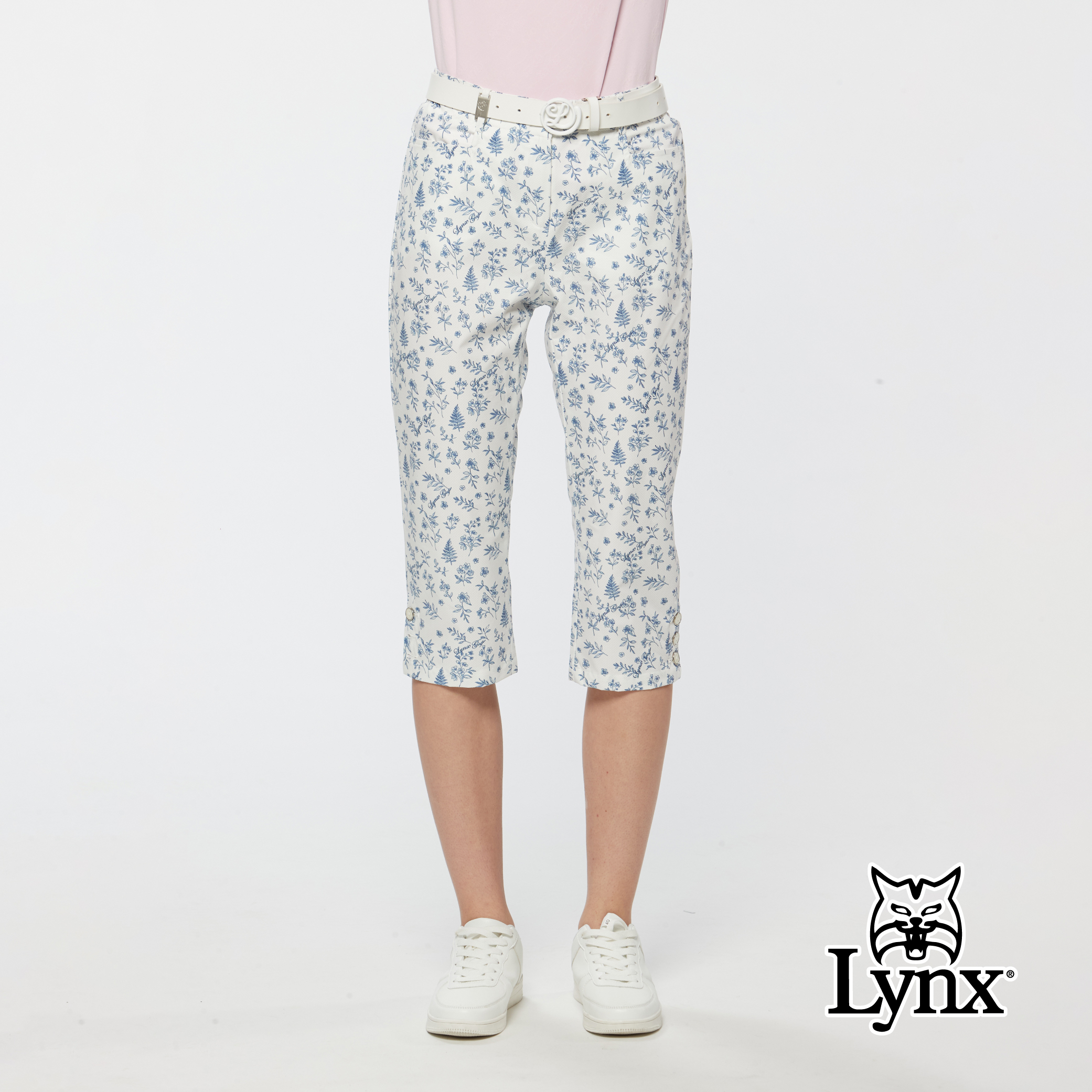 女款吸濕排汗甜美花卉印花開杈鈕扣設計七分褲