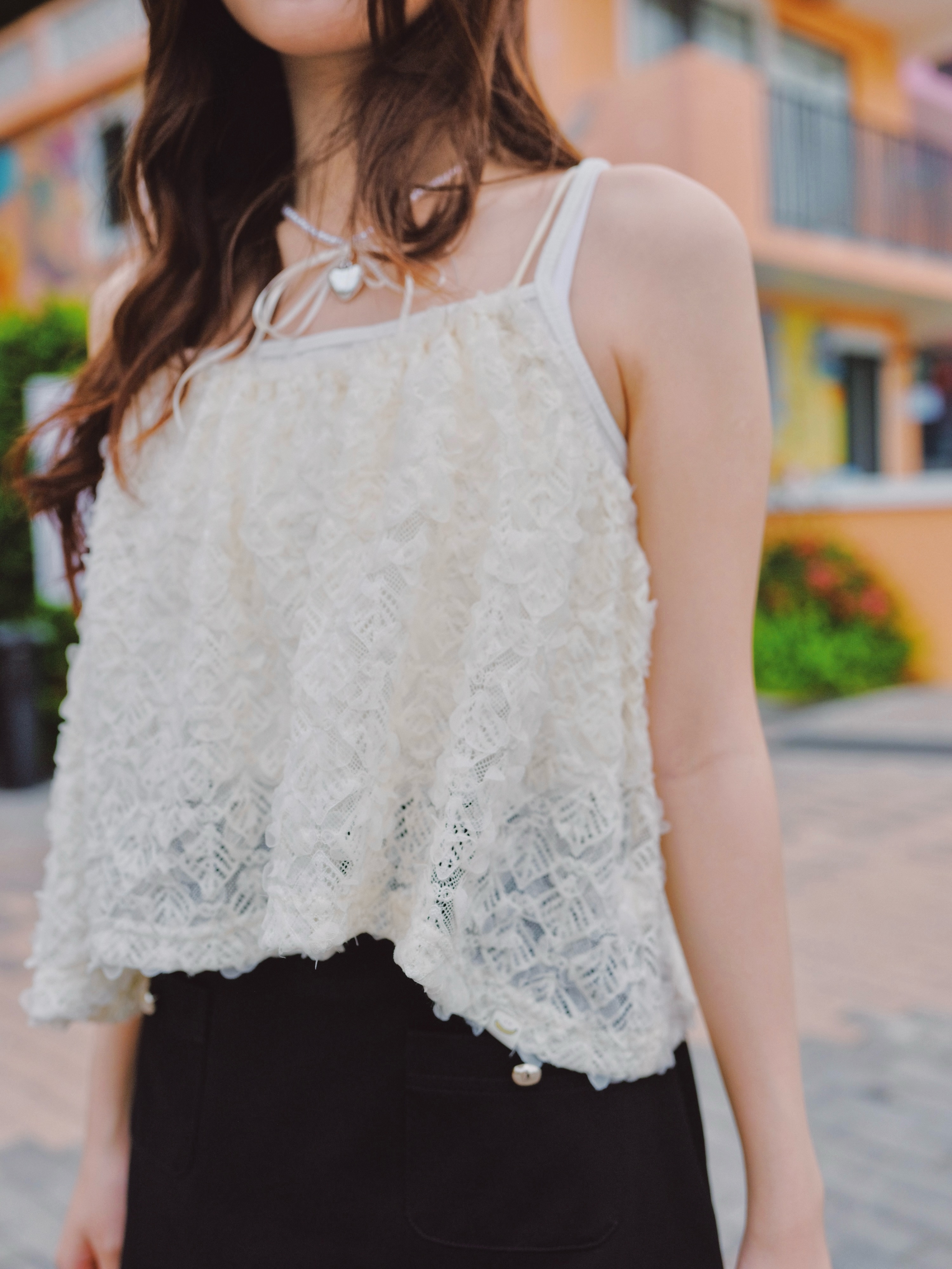 兩色 / 花瓣垂感傘形吊帶馬甲 / Petal Lace Flared Camisole