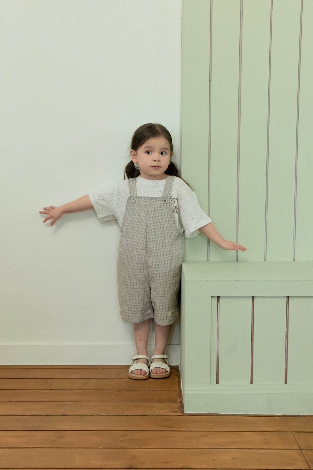 正韓夏Stellak 兩色雪花熊熊上衣