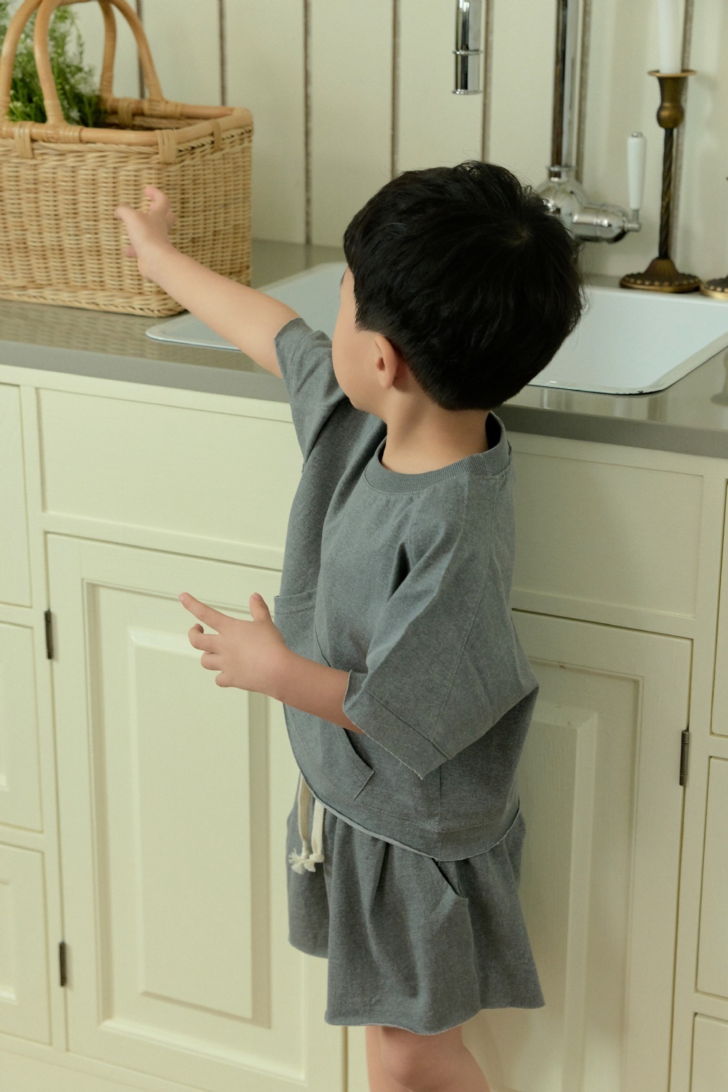 正韓夏Stellak 兩色落肩慵懶感套裝