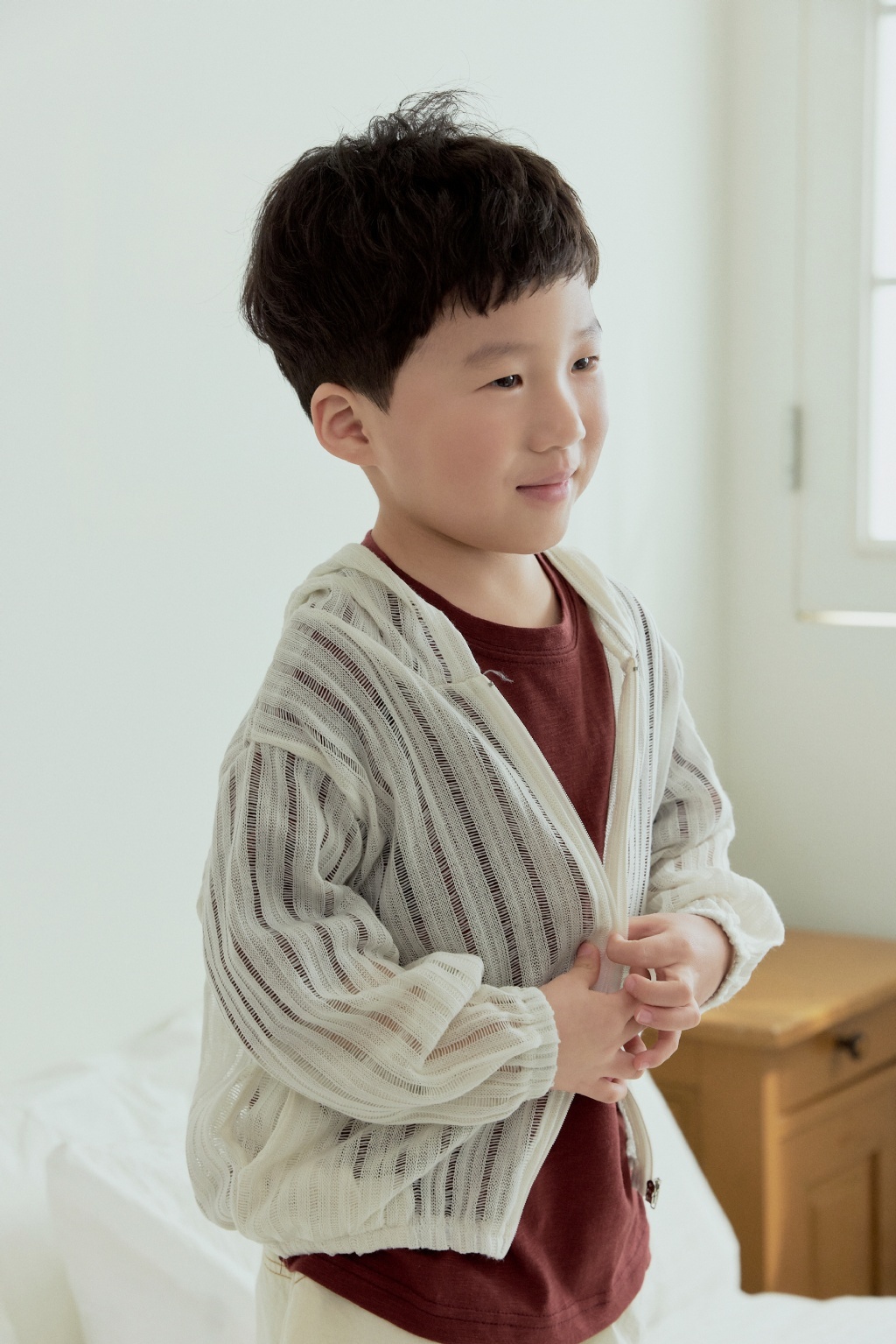 正韓夏Stellak 兩色鏤空防曬冷氣房外套