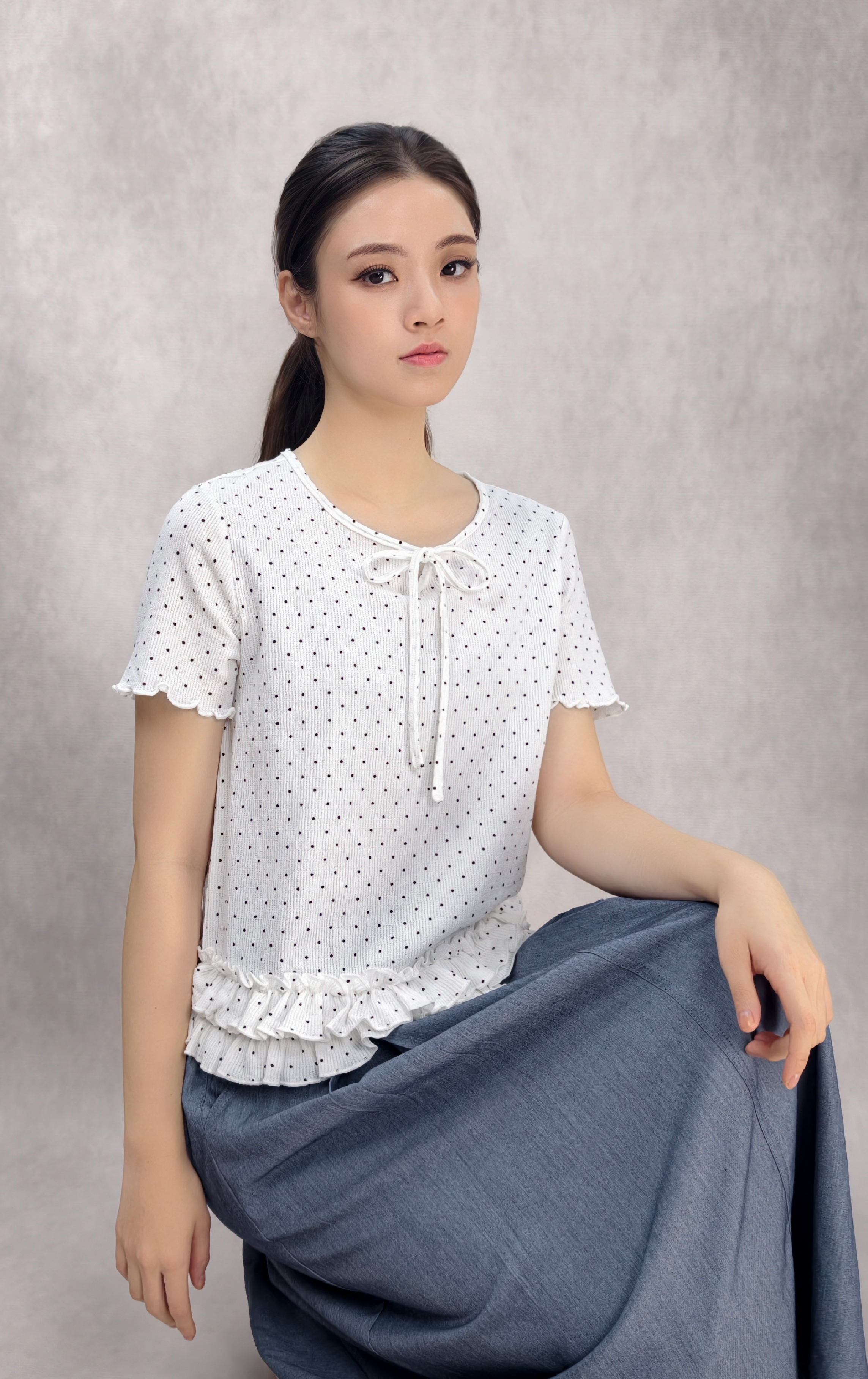 圓領蝴蝶結上衣 ST0421