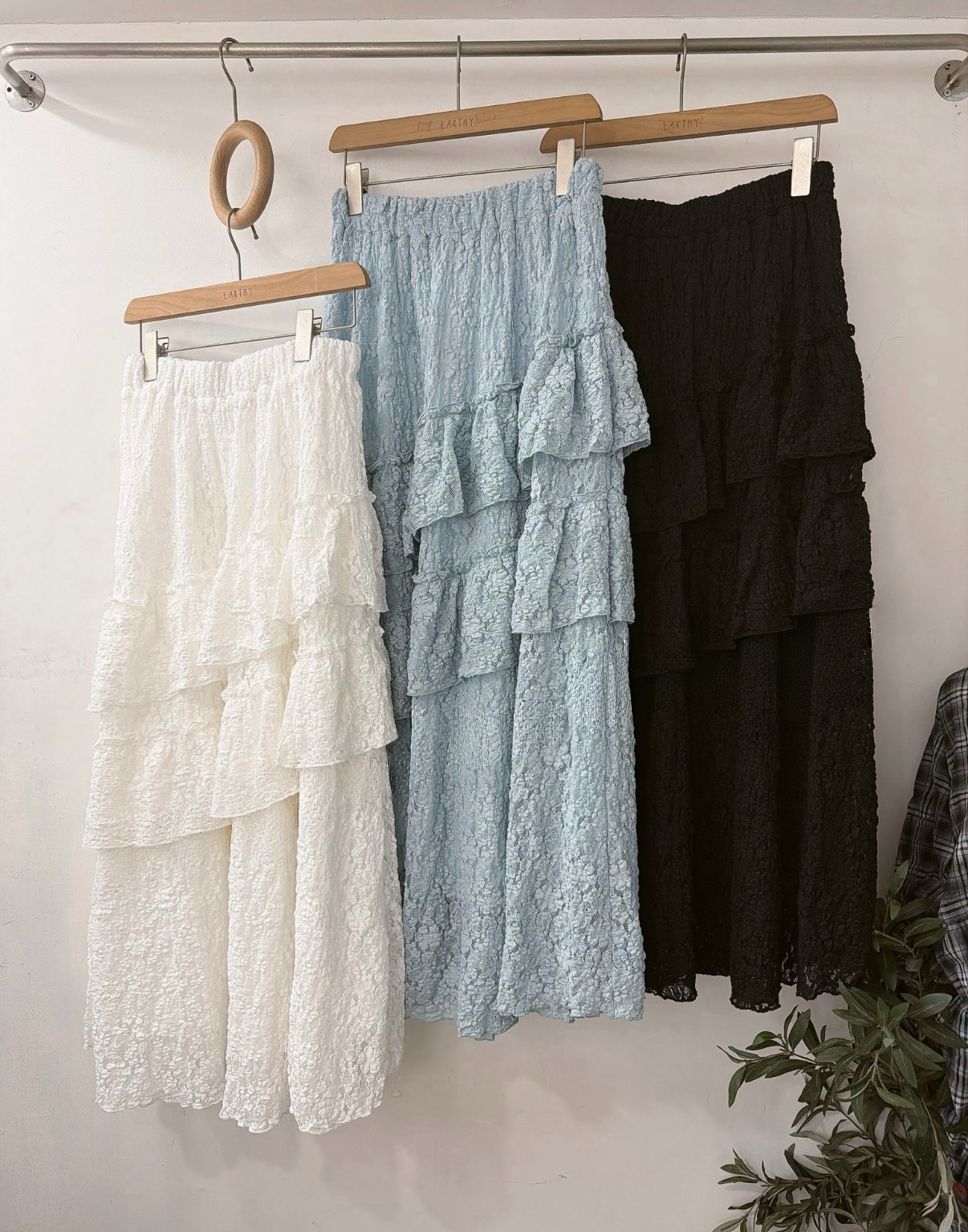 斜邊Lace花紋半身裙