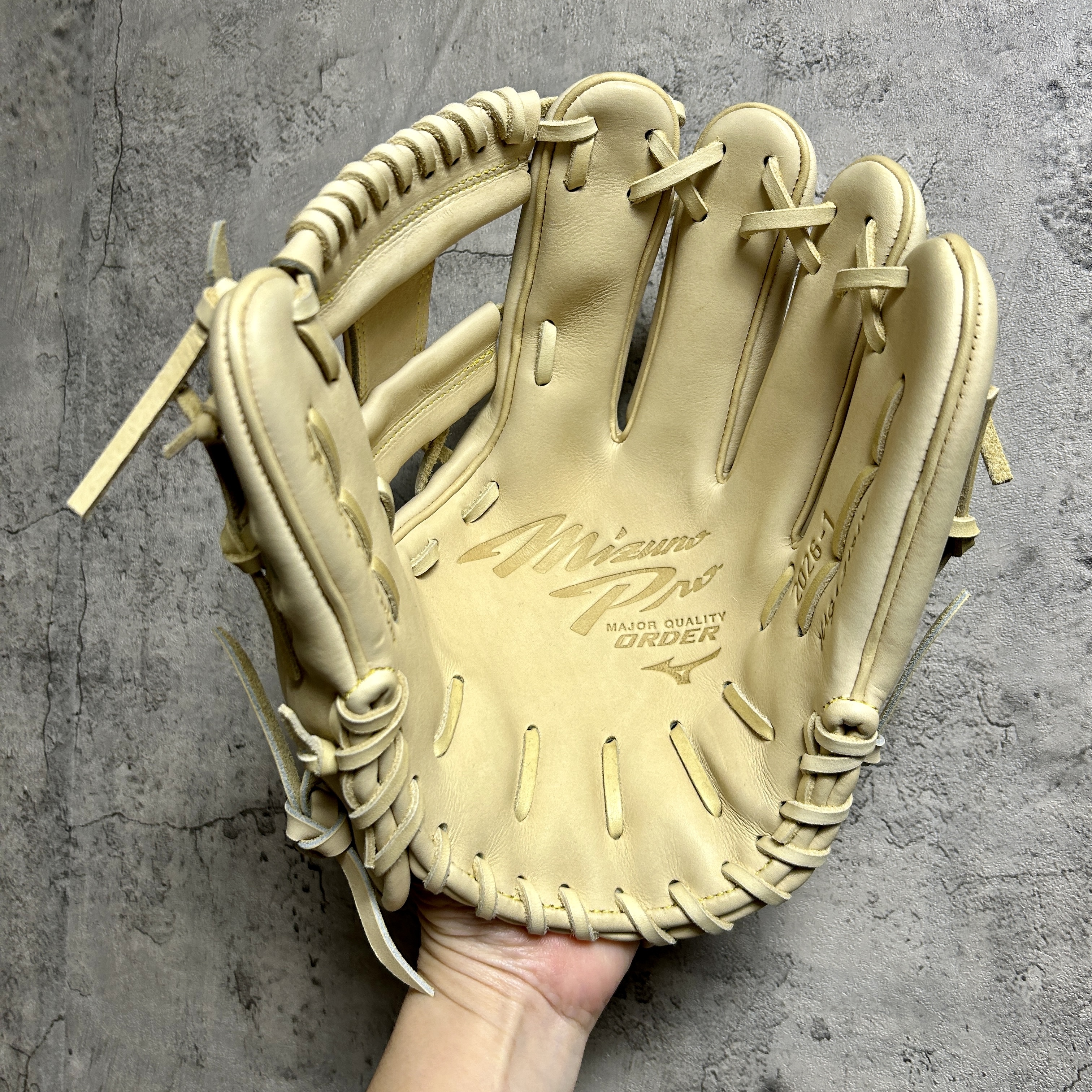 【照片分享】MIZUNO mizuno pro 硬式内野 1AJGH74250 坂本 勇⼈(巨⼈)モデル内野⼿型①