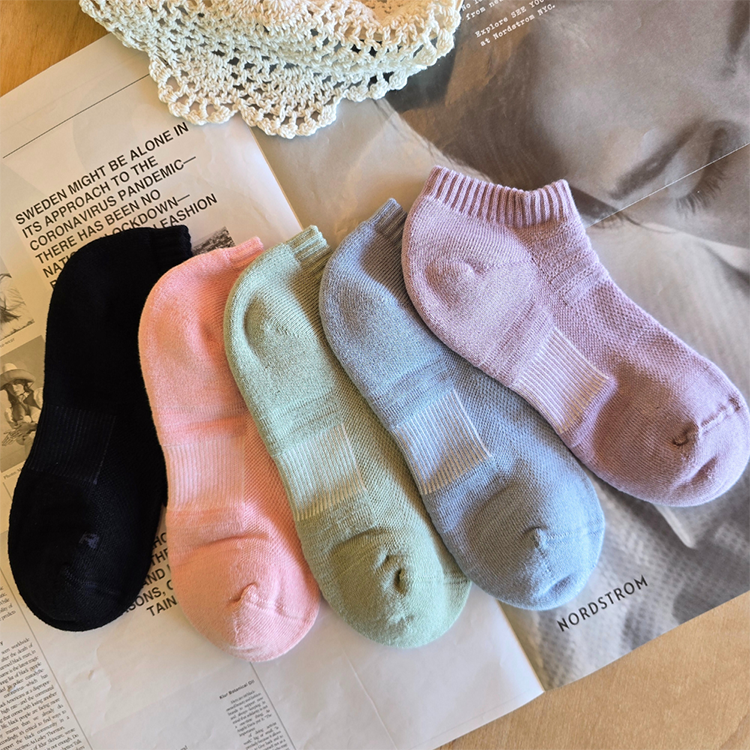 通路熱銷🏆日規三倍除臭氣墊毛巾底 [船型] 運動襪