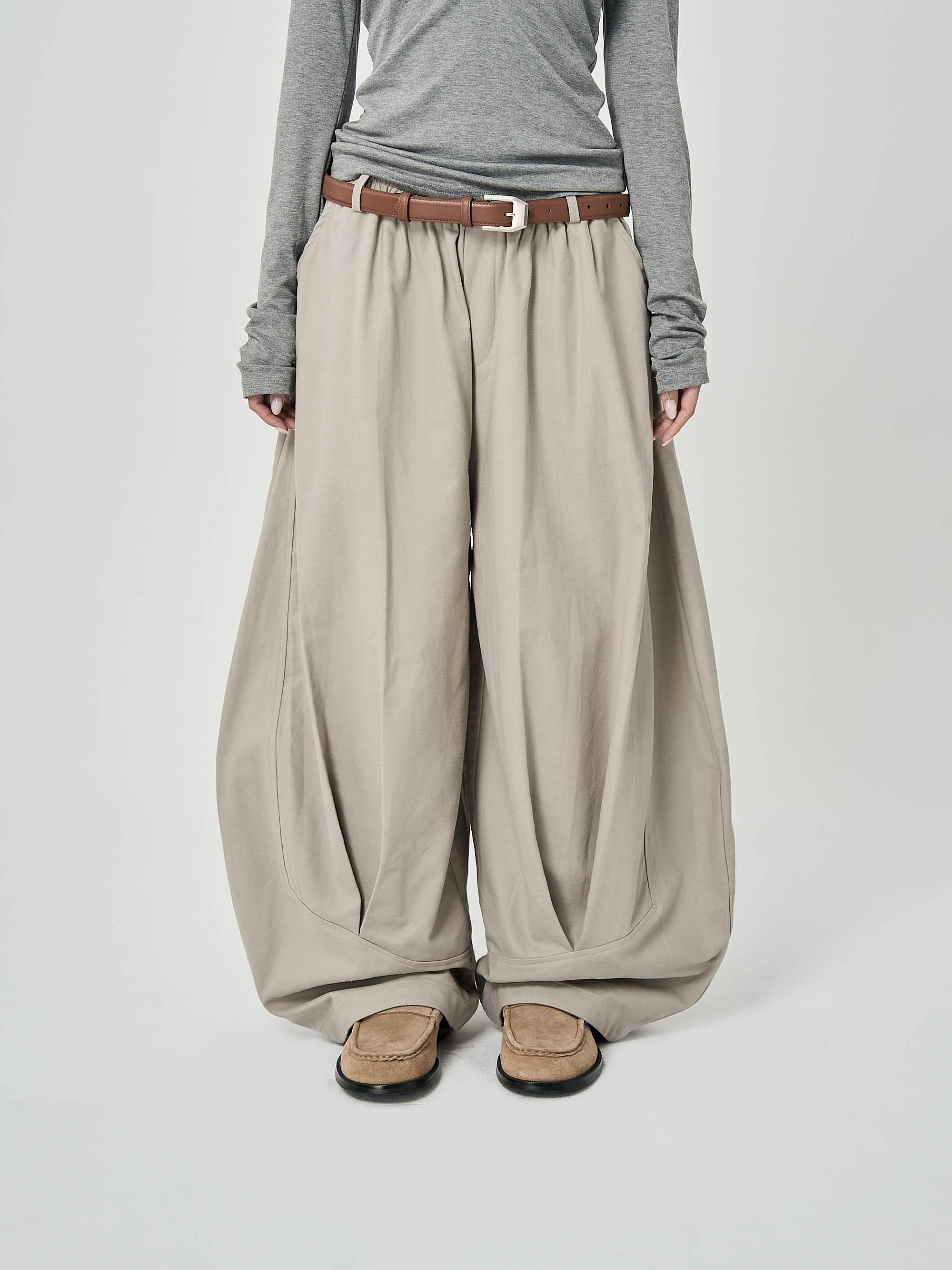 空間輪廓繭形長褲-米