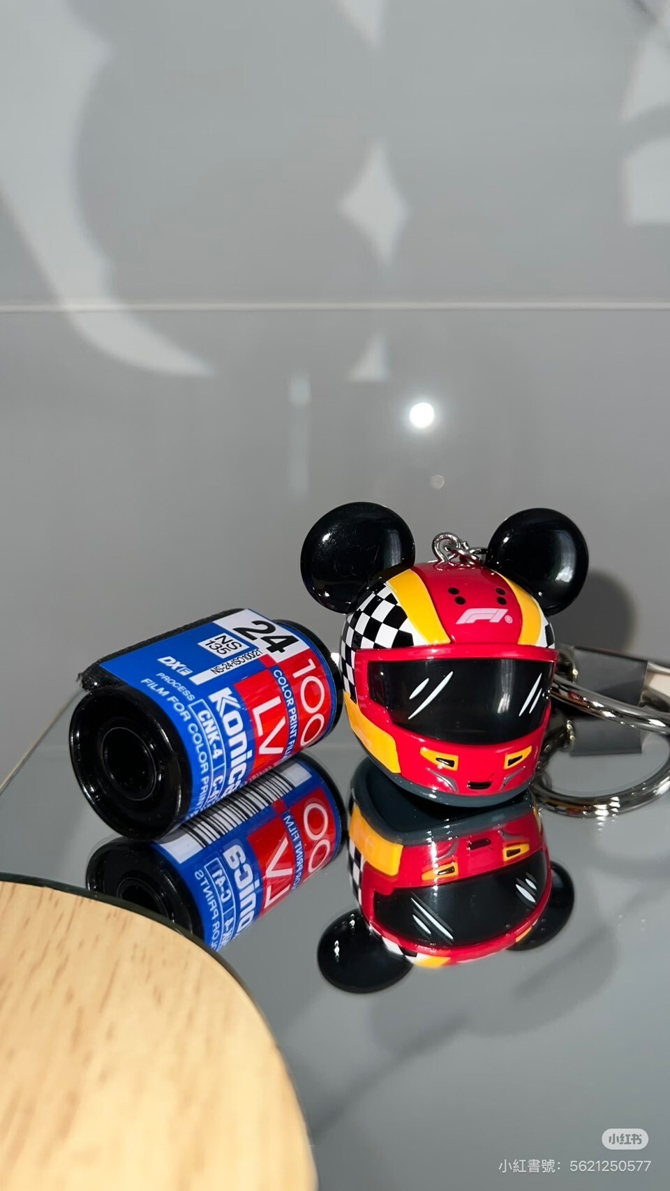 限量商品‼️F1 x Disney x Miniso 超強聯名🏎️ 迪士尼米奇F1安全帽吊飾